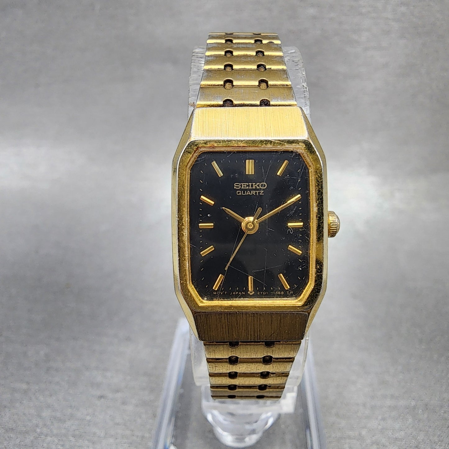 Seiko Tank Watch Women 17mm Black Dial Gold Tone 2Y015D20 Rectangle New Battery0