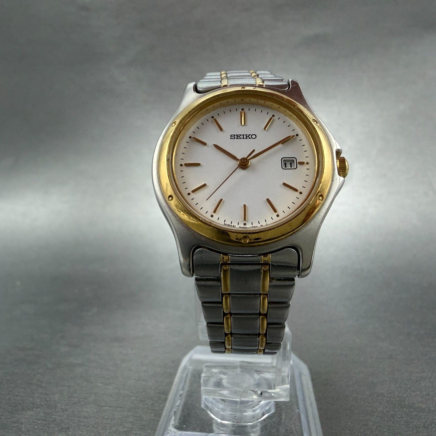 Seiko Watch Women 28mm White Dial Two Tone Date Round 7N82-0790 New Battery VTG6