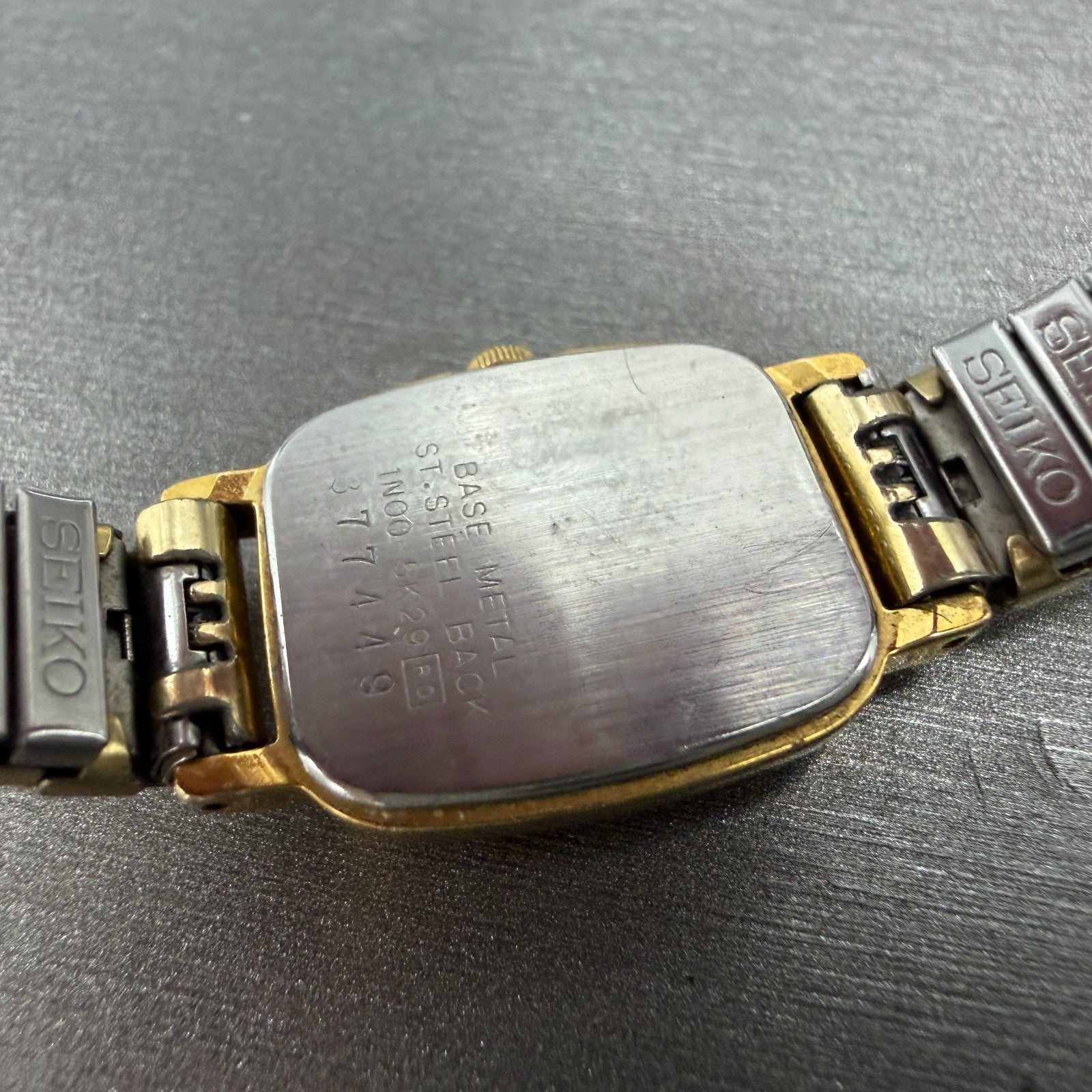 Seiko Watch Women 18mm Champagne Dial Gold Tone Rectangle 1N00-5K29 New Battery59