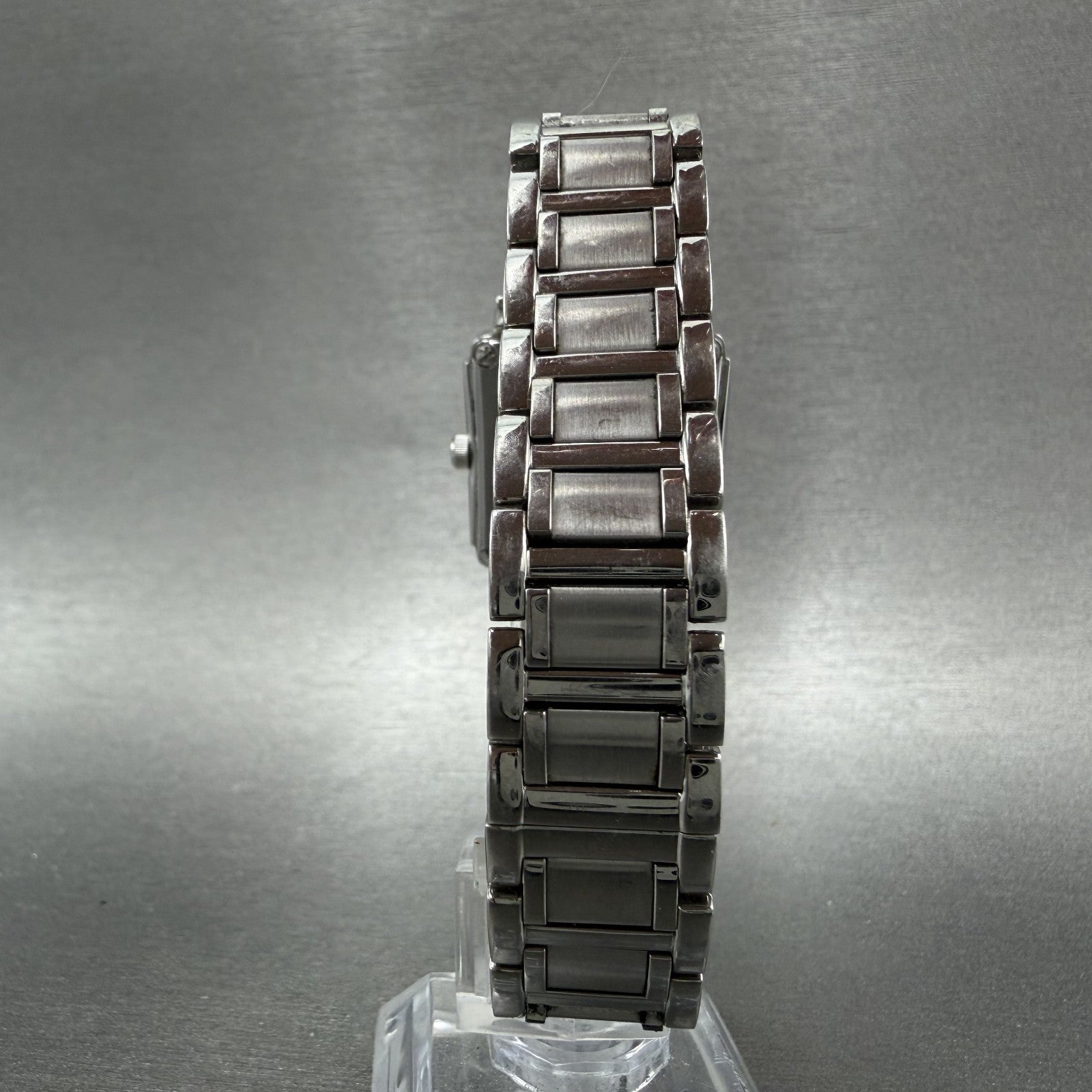 Bulova Tank Watch Women 26mm MOP Dial Silver Tone Rectangle 96R107 New Battery7