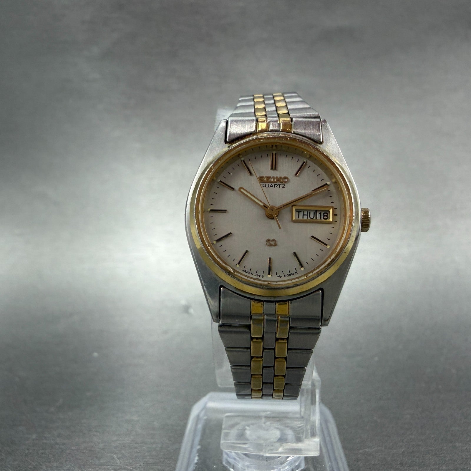 Seiko SQ Watch Women 24mm Silver Dial Two Tone Daydate 3Y03-0031 New Battery5