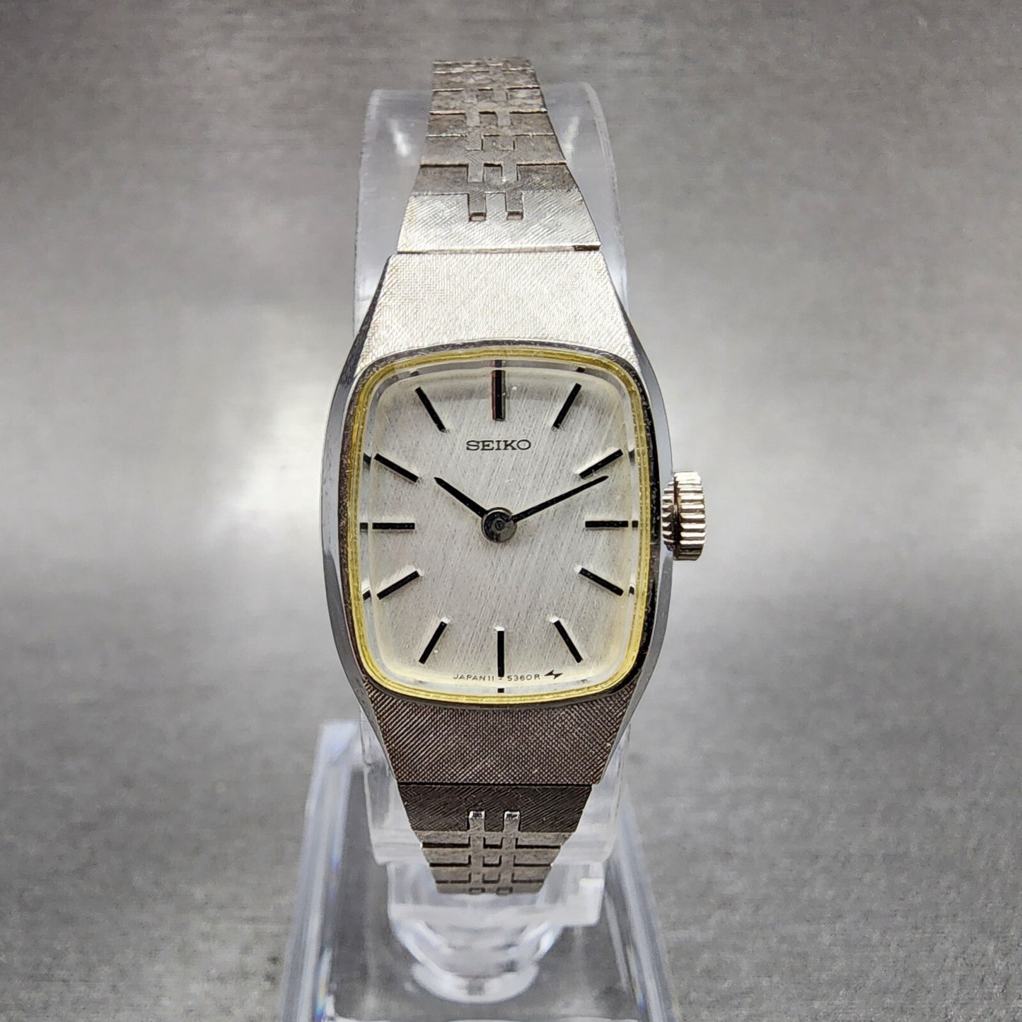 Seiko Watch Women 17mm Silver Dial Silver Tone Rectangle Manual Wind Runs  NOS2