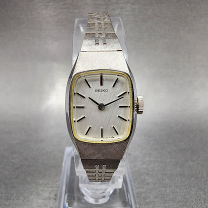 Seiko Watch Women 17mm Silver Dial Silver Tone Rectangle Manual Wind Runs  NOS2