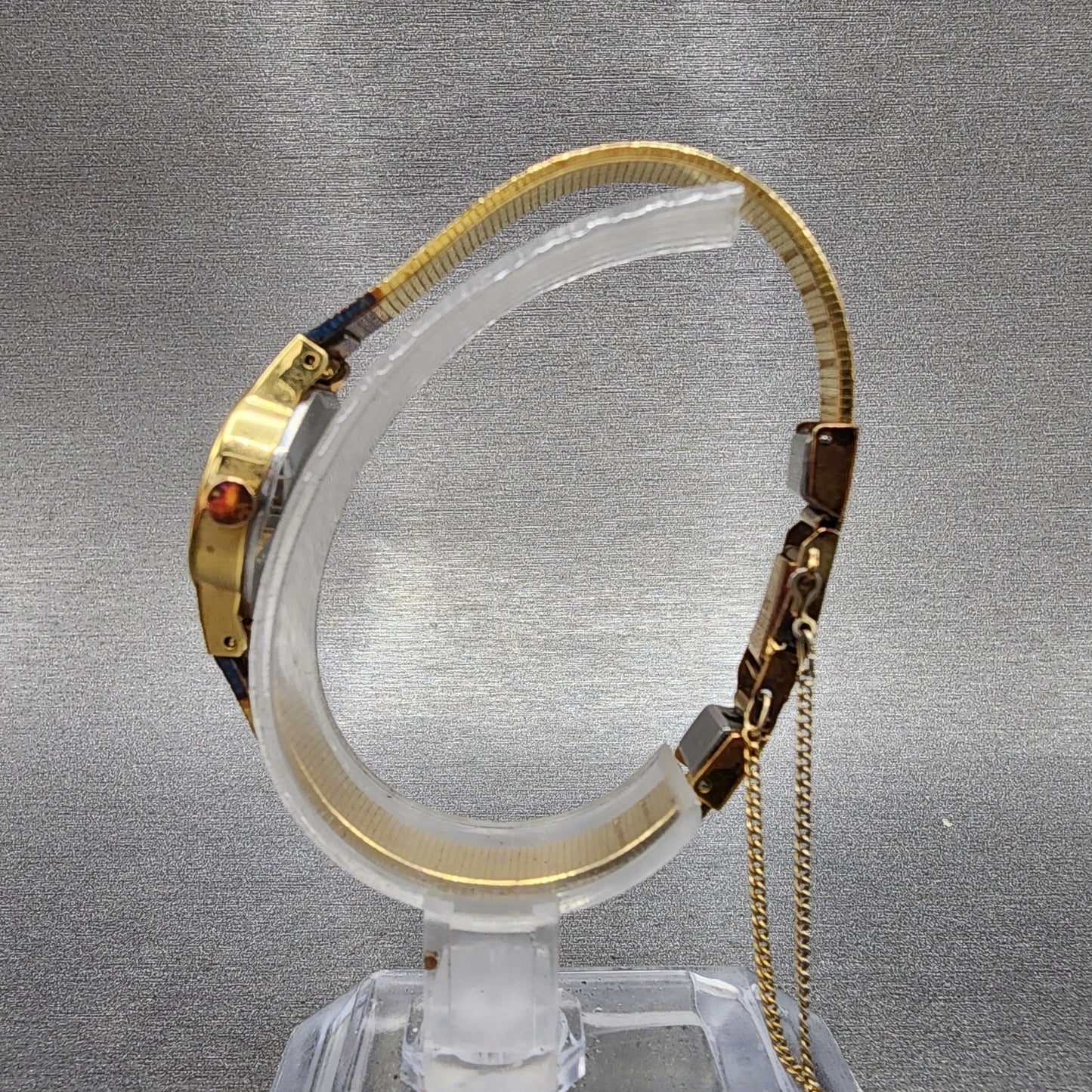Seiko Watch Women 20mm Champagne Dial Gold Tone Oval 14215710 New Battery6