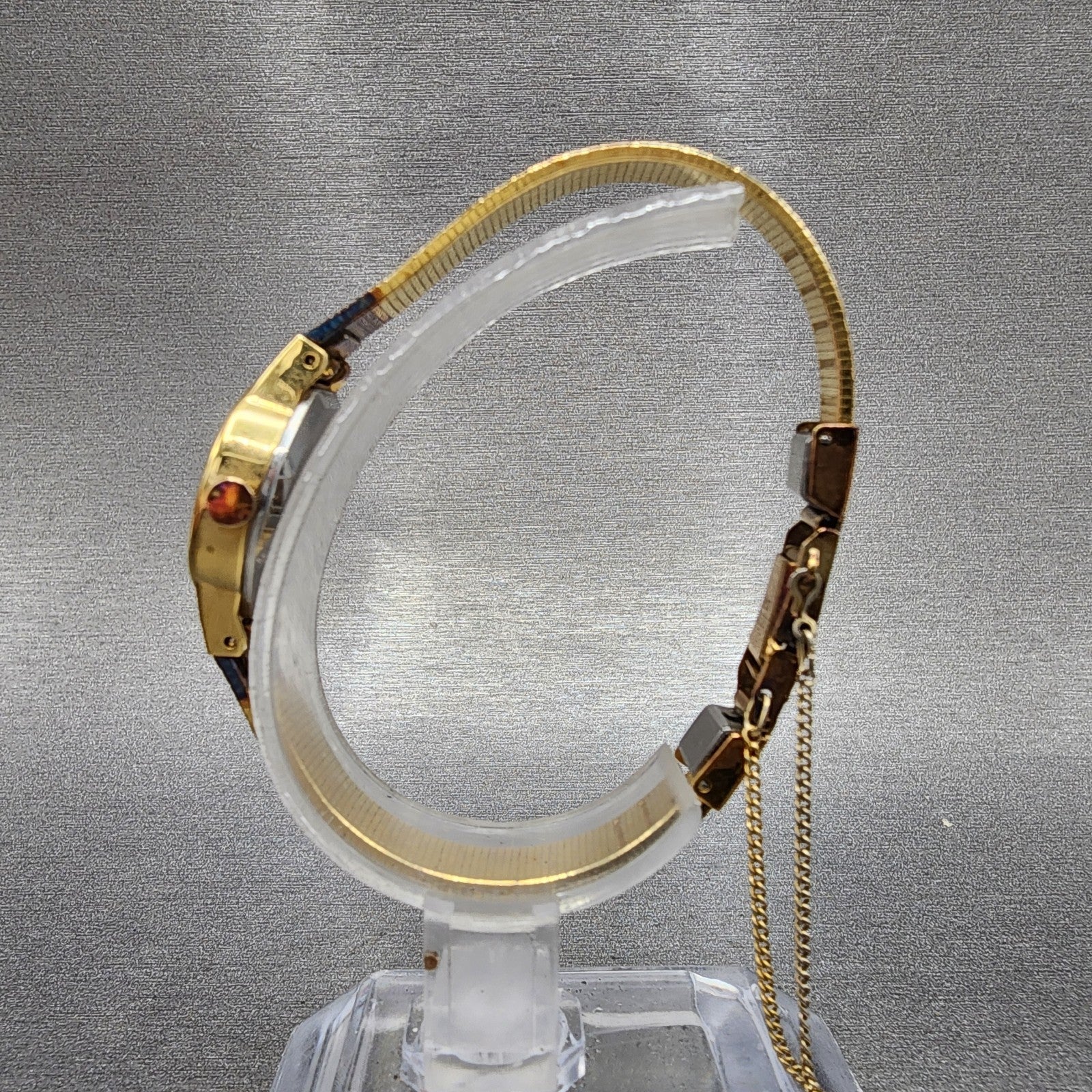 Seiko Watch Women 20mm Champagne Dial Gold Tone Oval 14215710 New Battery6