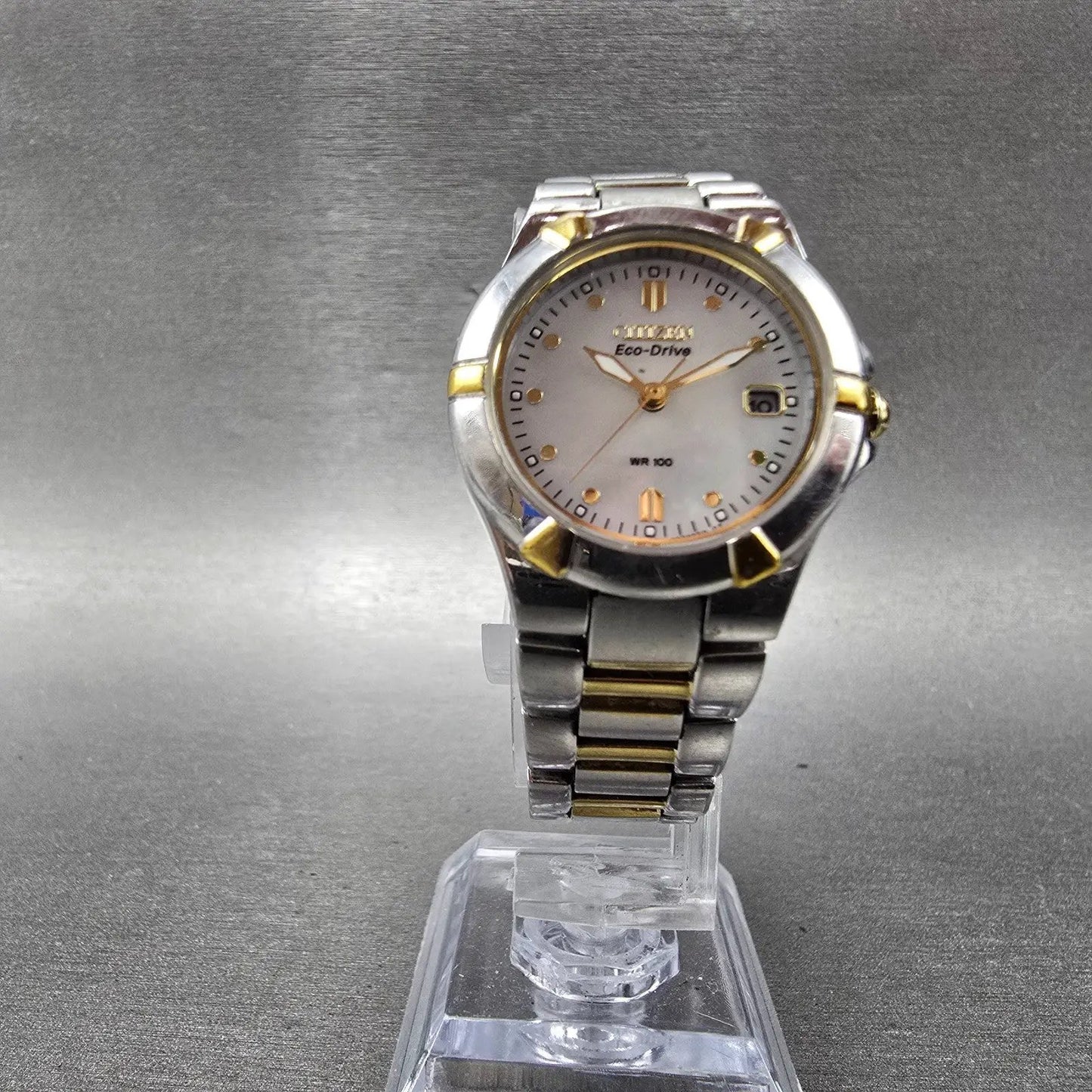Citizen Eco-Drive Watch Women 26mm MOP Dial Two Tone Date E011-S064881 Runs BIKN5