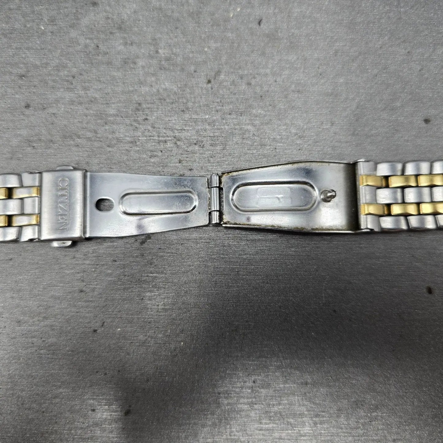 Citizen Bracelet 20mm Stainless Steel Two Tone Tri Folding Clasp VTG READ!!!!!!!15