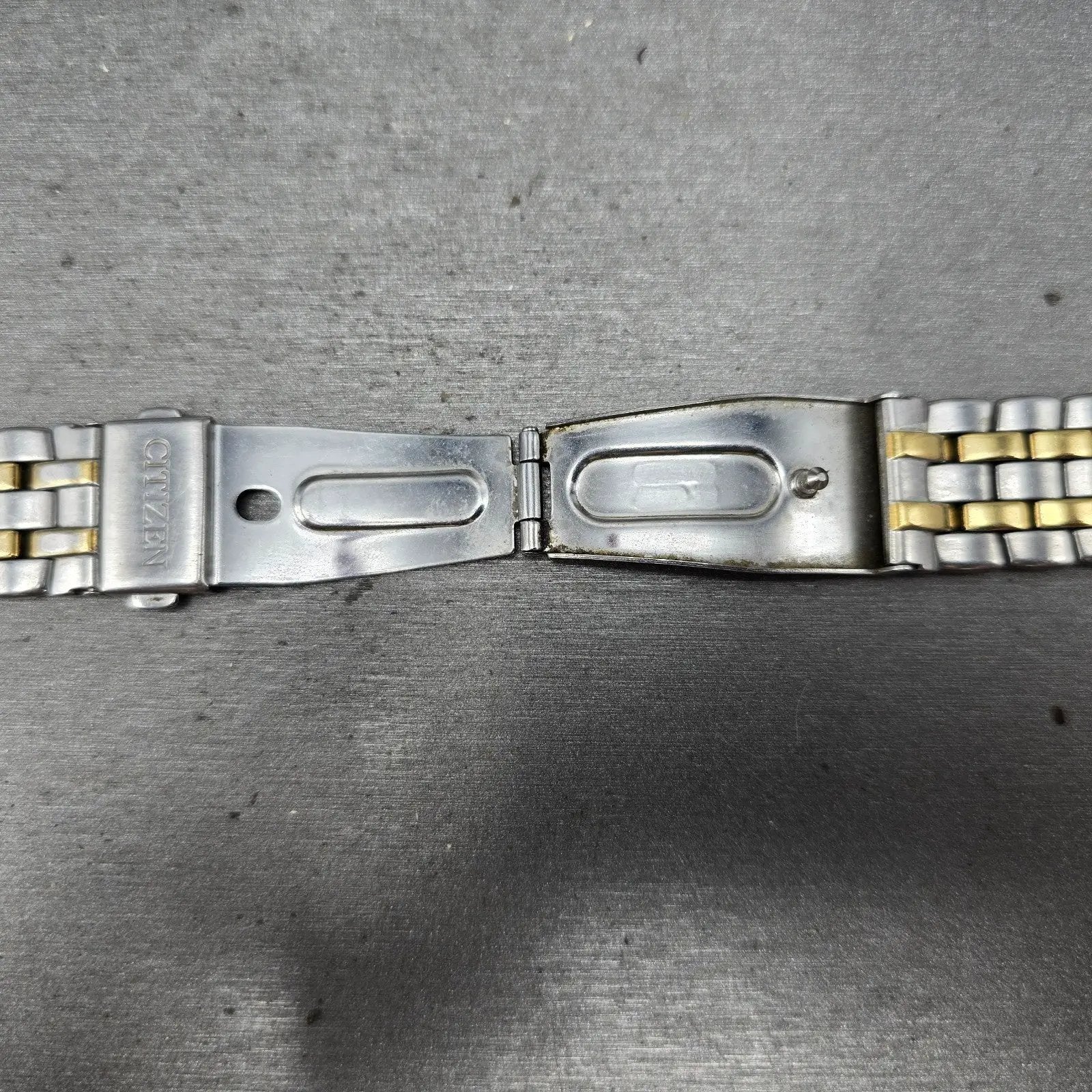 Citizen Bracelet 20mm Stainless Steel Two Tone Tri Folding Clasp VTG READ!!!!!!!15