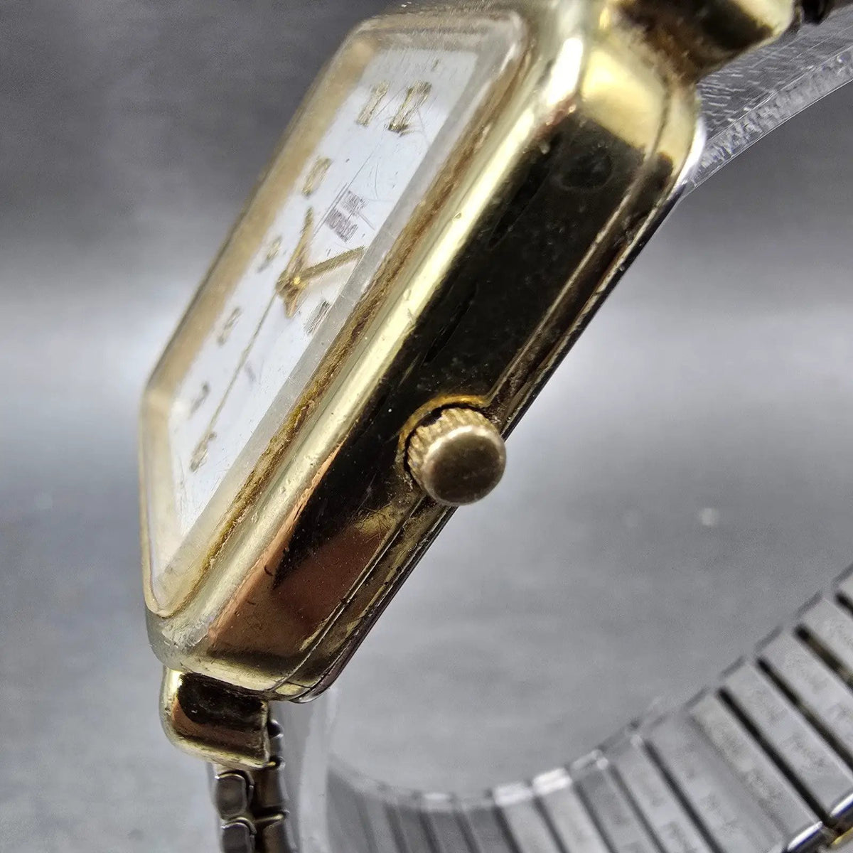 Timex Tank Watch Men 30mm White Dial Gold Rectangle Daydate Indiglo New Battery2