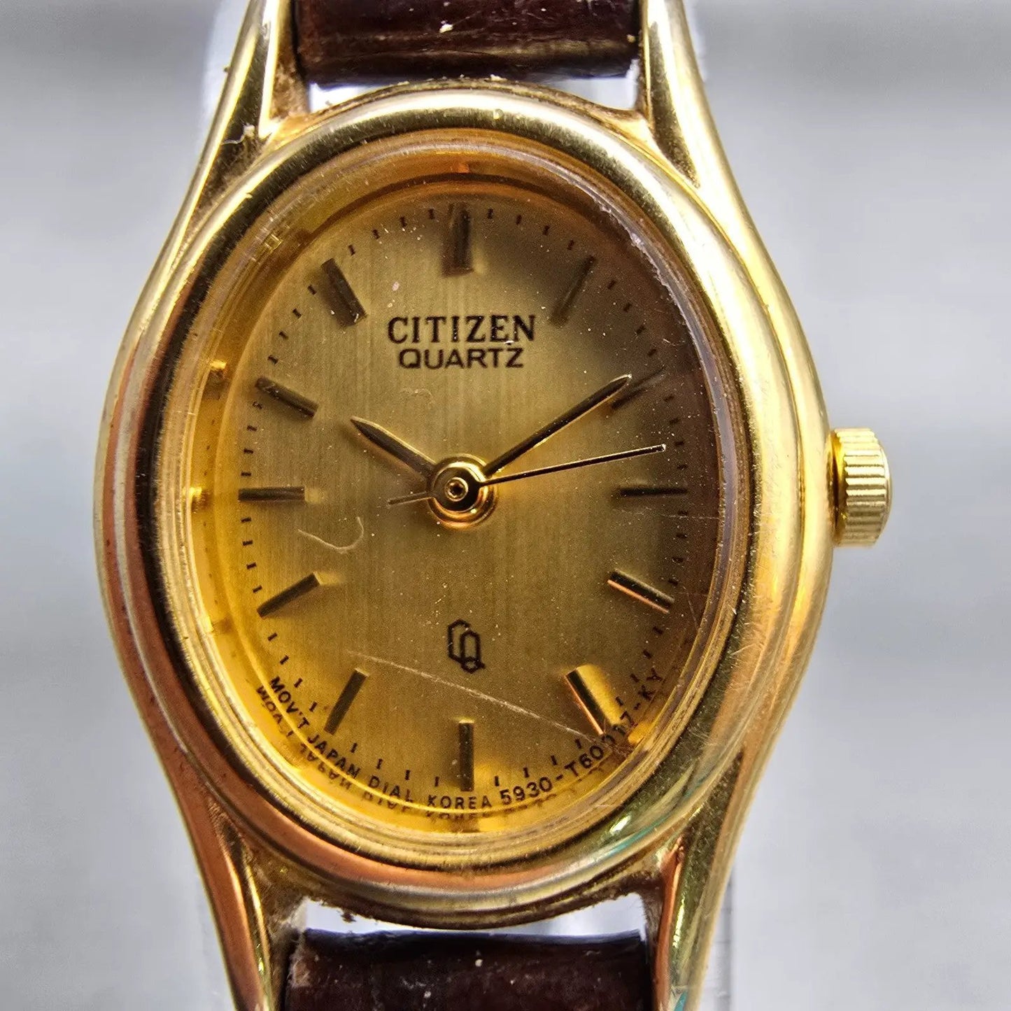 Citizen CQ Watch Women 18mm Gold Dial Gold Tone Oval 5930 New Battery Vintage1