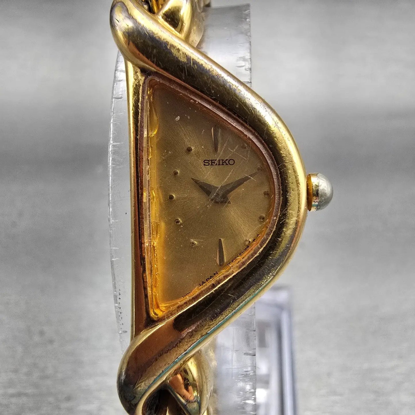 Seiko Half moon Watch Women 15mm Gold Dial Gold Asymmetrical 1F20-6C99 New Batt1