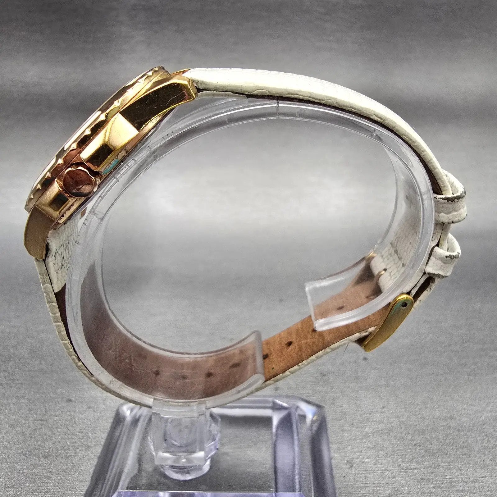 Bulova Watch Women 32mm MOP Dial Rose Gold Tone Diamond Round 98P119 New Battery6