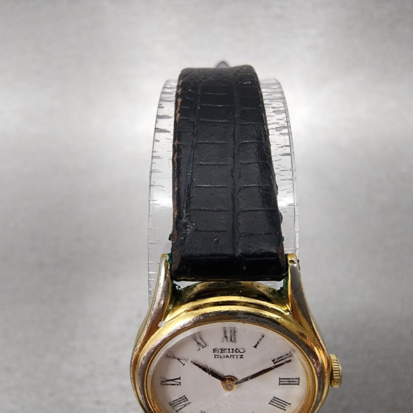 VTG Seiko Watch Women 19mm White Dial Gold Tone Round 2P200089 New Battery4