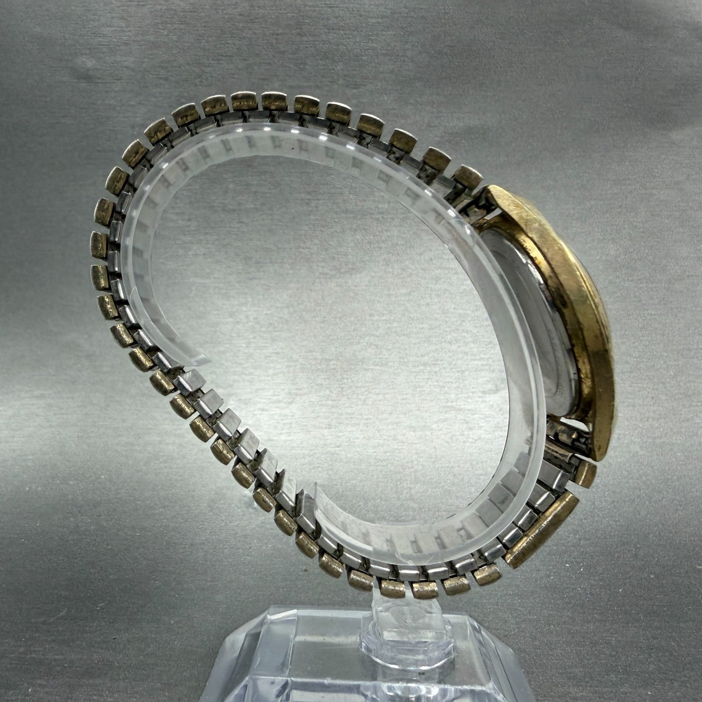 Bulova Accutron Watch Men 36mm Gold Dial Gold Tone Daydate Round 7256 PARTS9