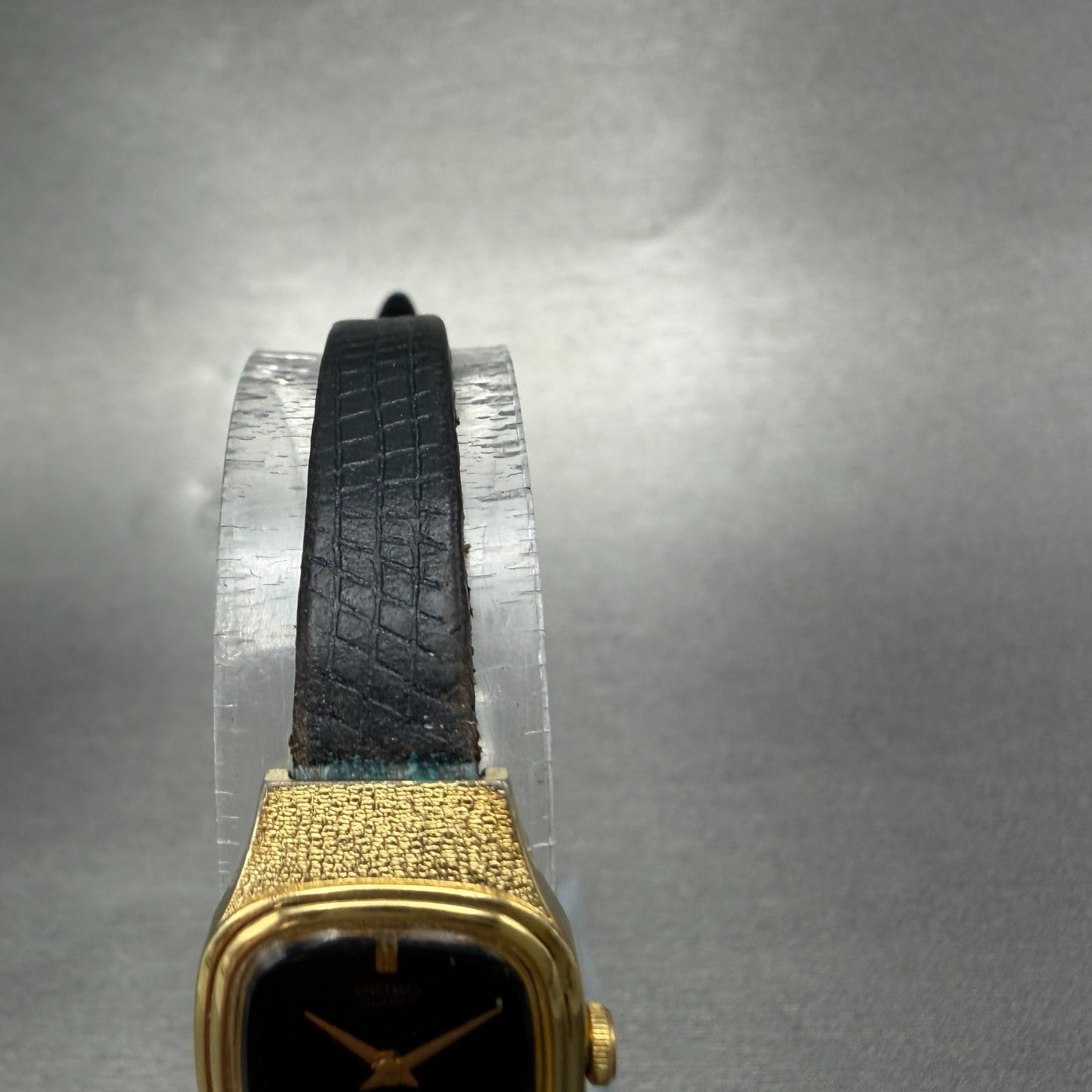 Seiko Watch Women 16mm Black Dial Gold Tone Square 2C20-5770 New Battery VTG4