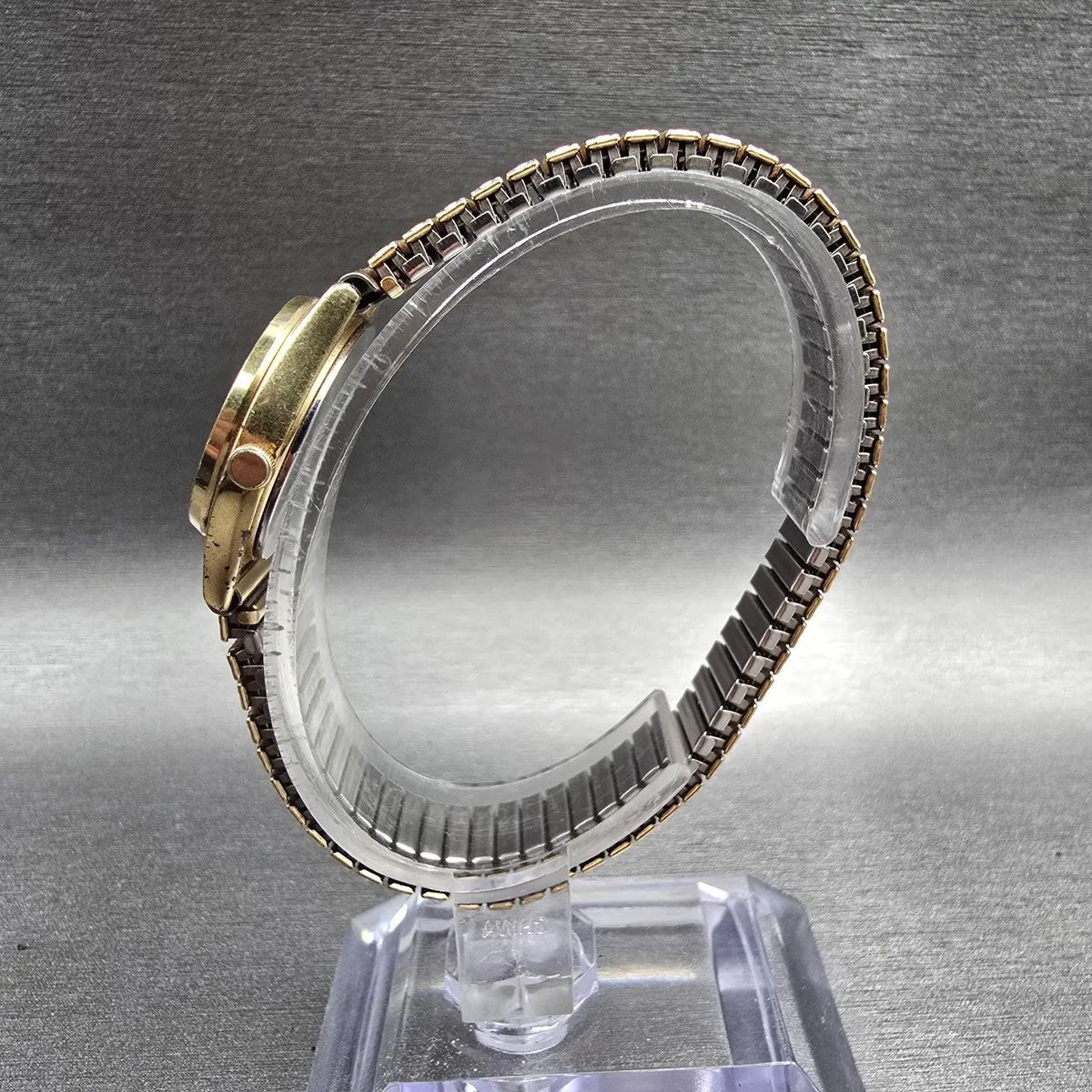 Seiko Watch Women 22mm White Dial Gold Tone Date Round 2A22-0200 New Battery6