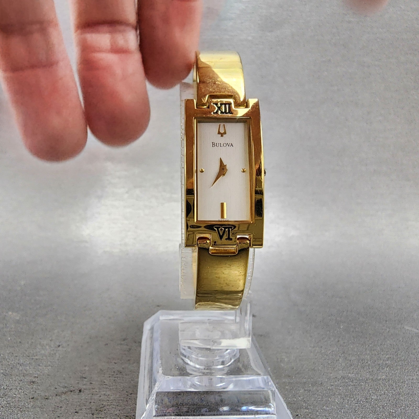 Bulova Tank Watch Women 15mm Silver Dial Gold Tone 97T46 New Battery READ!!!!!!!5