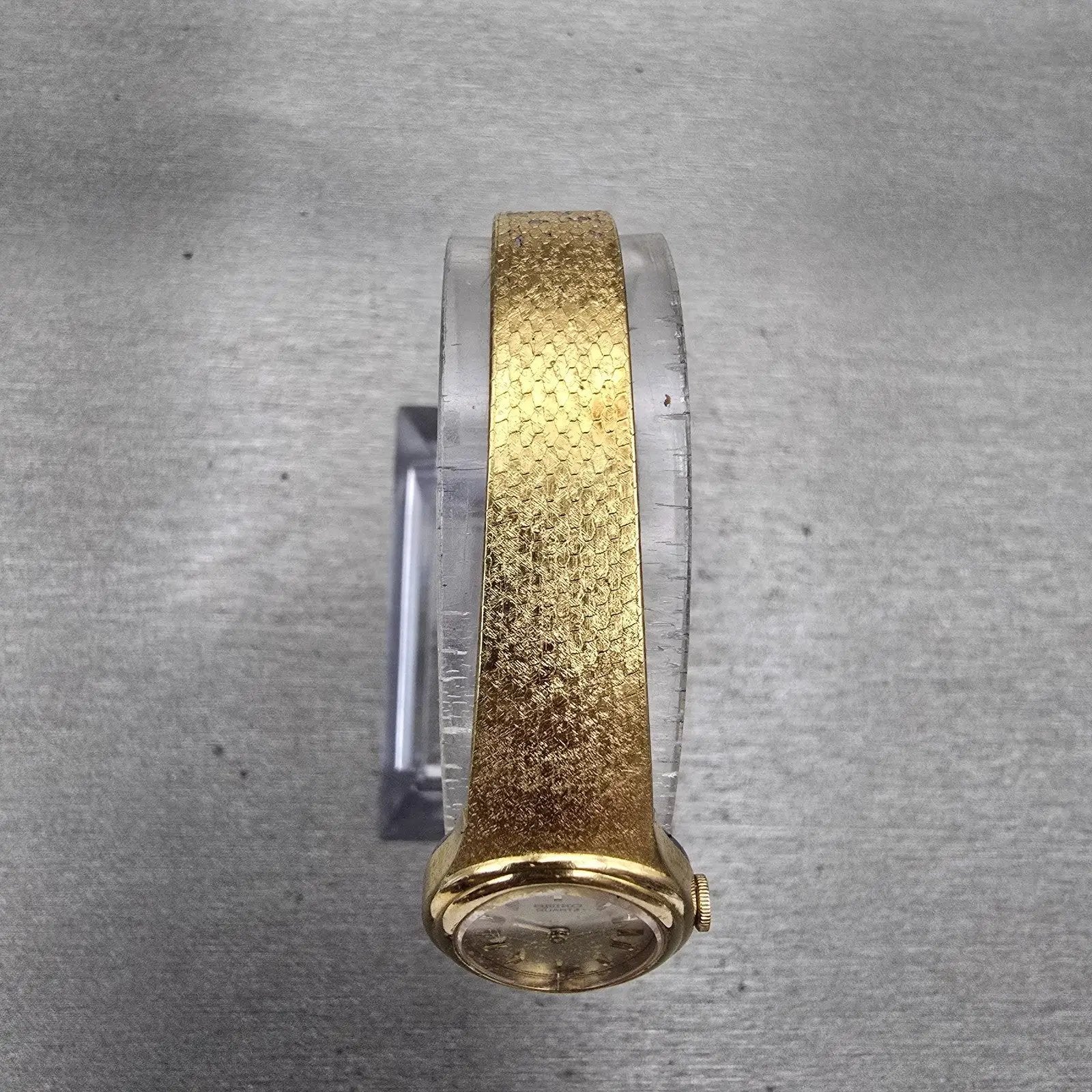 Seiko Watch Women 18mm Champagne Dial Gold Tone Oval 1400-5089 New Battery VTG4