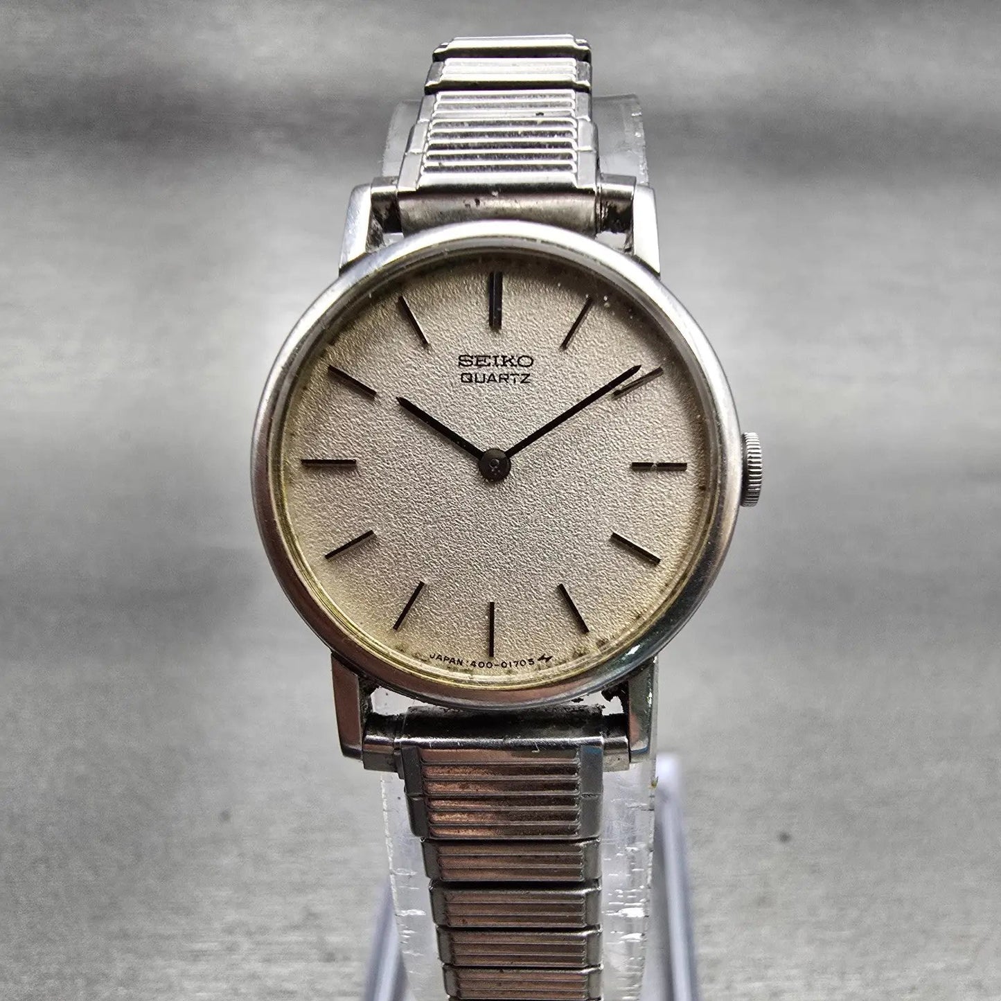 Seiko Watch Women 22mm Silver Dial Silver Tone Round 1400-0049 New Battery VTG0