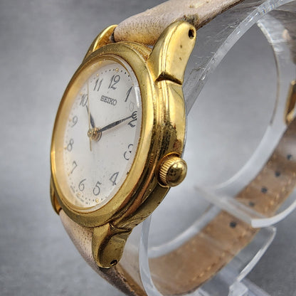 Seiko Watch Women 25mm White Dial Gold Tone 7n016880 New Battery2
