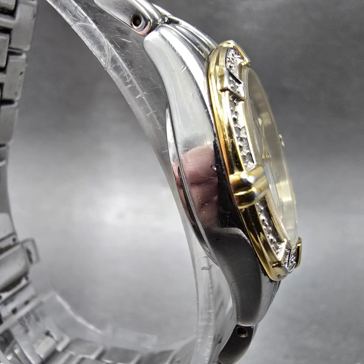 Citizen Eco-Drive Watch Women 26mm MOP Dial Two Tone Diamonds E011-S057639 Works3