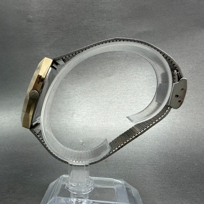 Rado Balboa V Watch Men 32mm Silver Dial Gold Tone Date Rectangle New Battery6