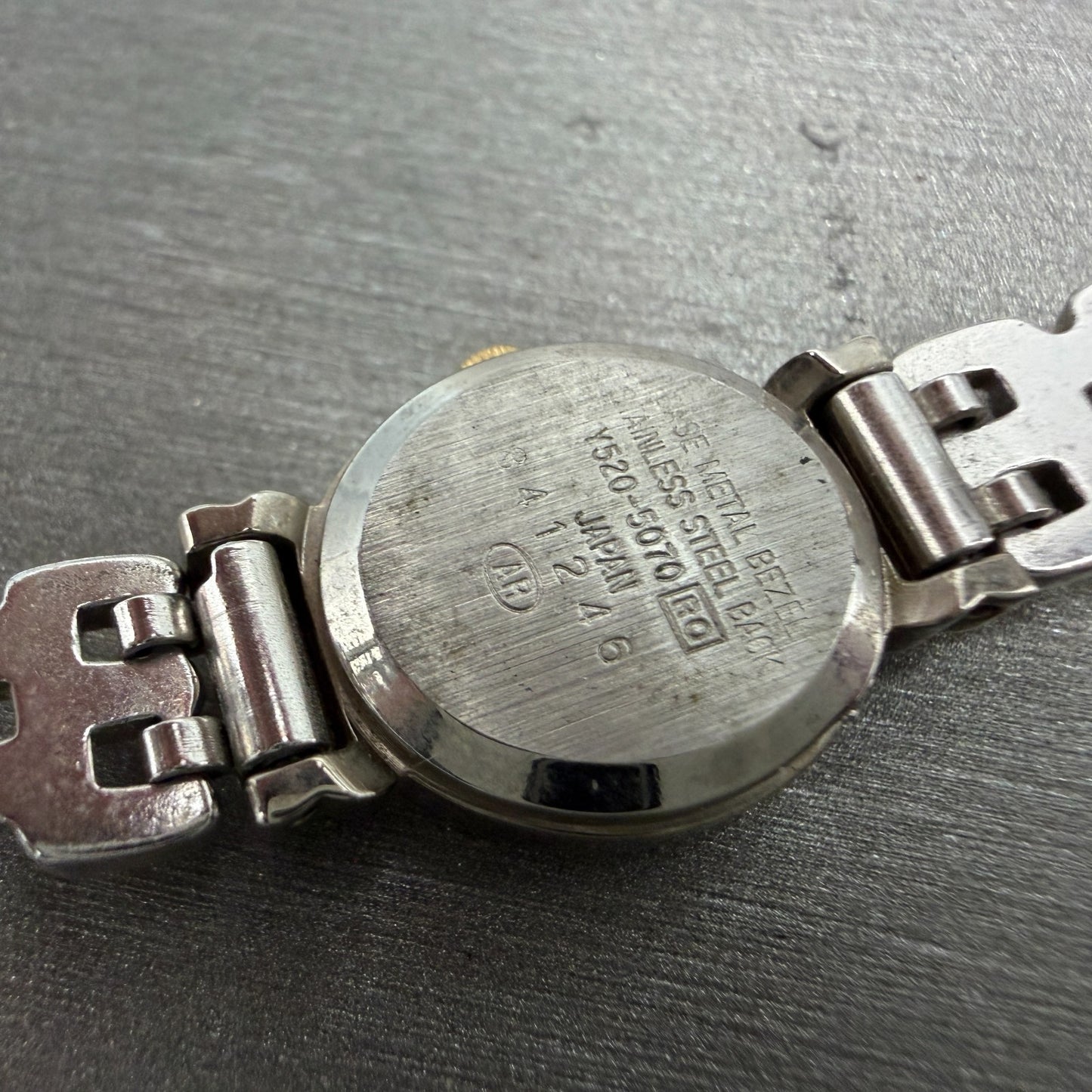 Seiko Alba Watch Women 15mm Silver Dial Two Tone Oval Y520-5070 New Battery9