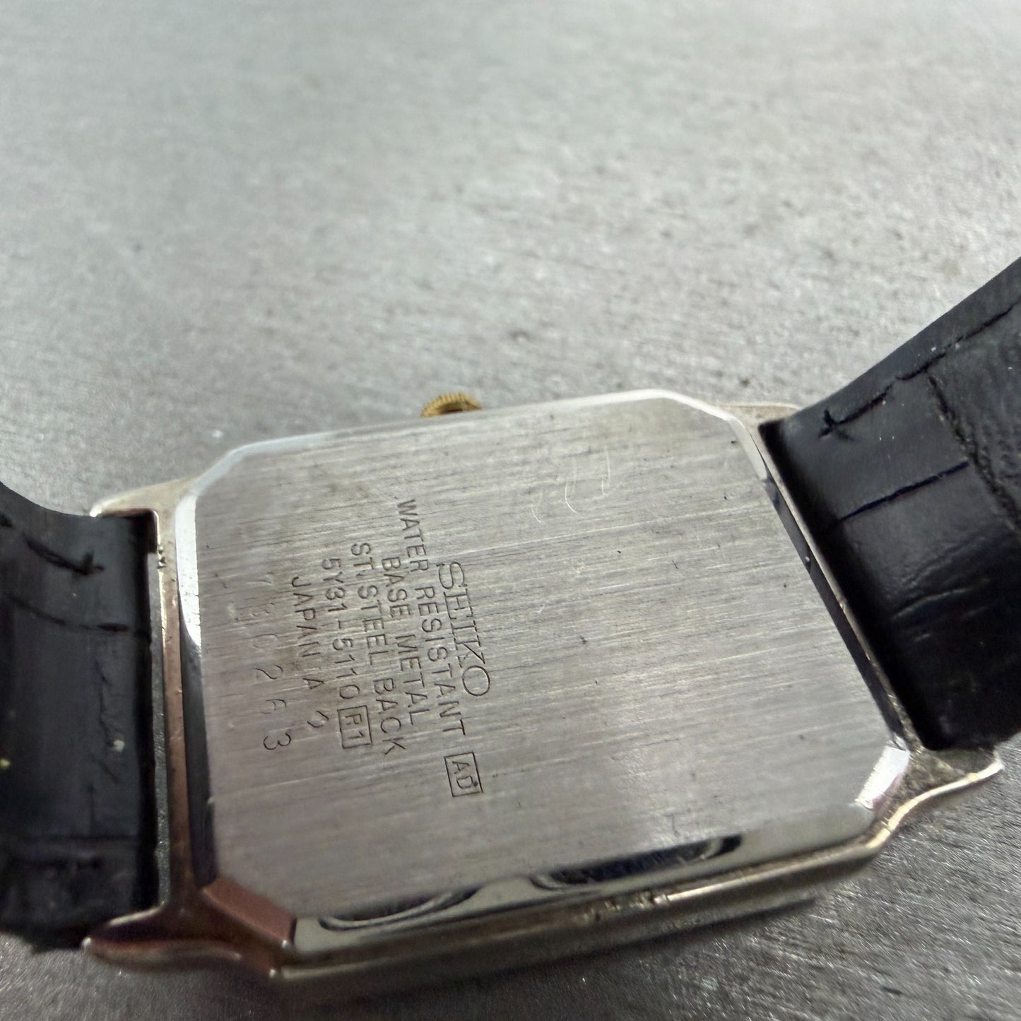 Seiko Tank Watch Men 26mm Champagne Dial Gold Tone Rectangle 5Y31-5110 PARTS10