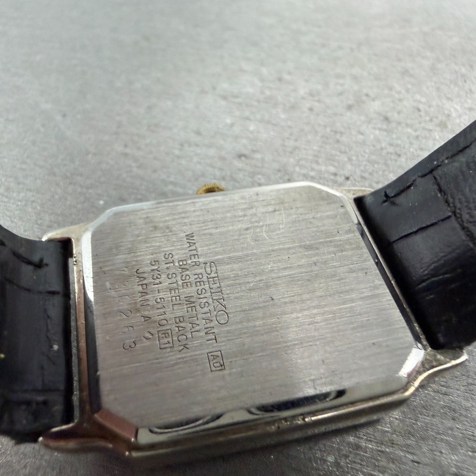 Seiko Tank Watch Men 26mm Champagne Dial Gold Tone Rectangle 5Y31-5110 PARTS10