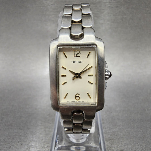 Seiko Vivace Tank Watch Women 19mm White Dial Two Tone 4n015099 New Battery0