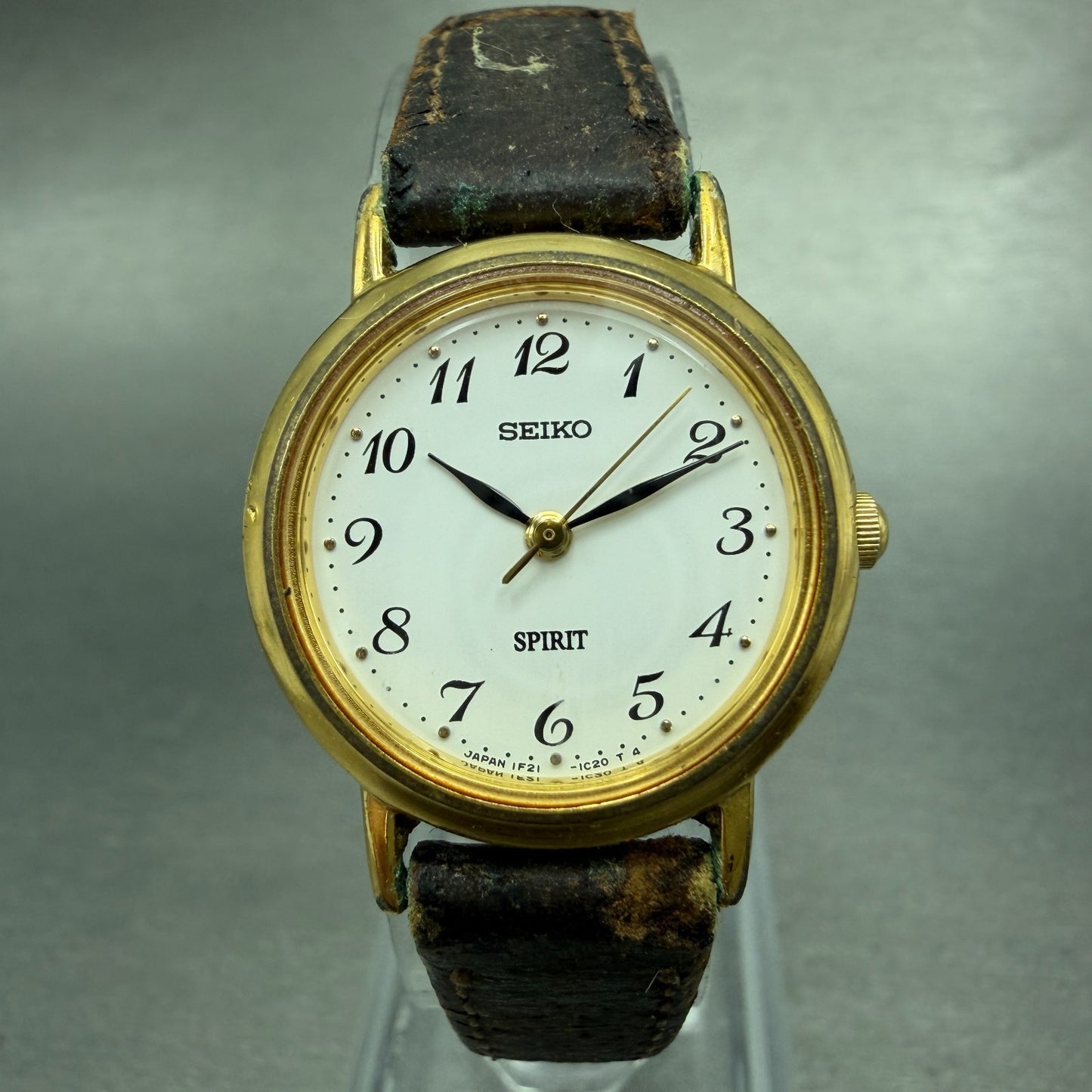 Seiko Spirit Watch Women 24mm White Dial Gold Tone Round 1F21-0H70 New Battery 40