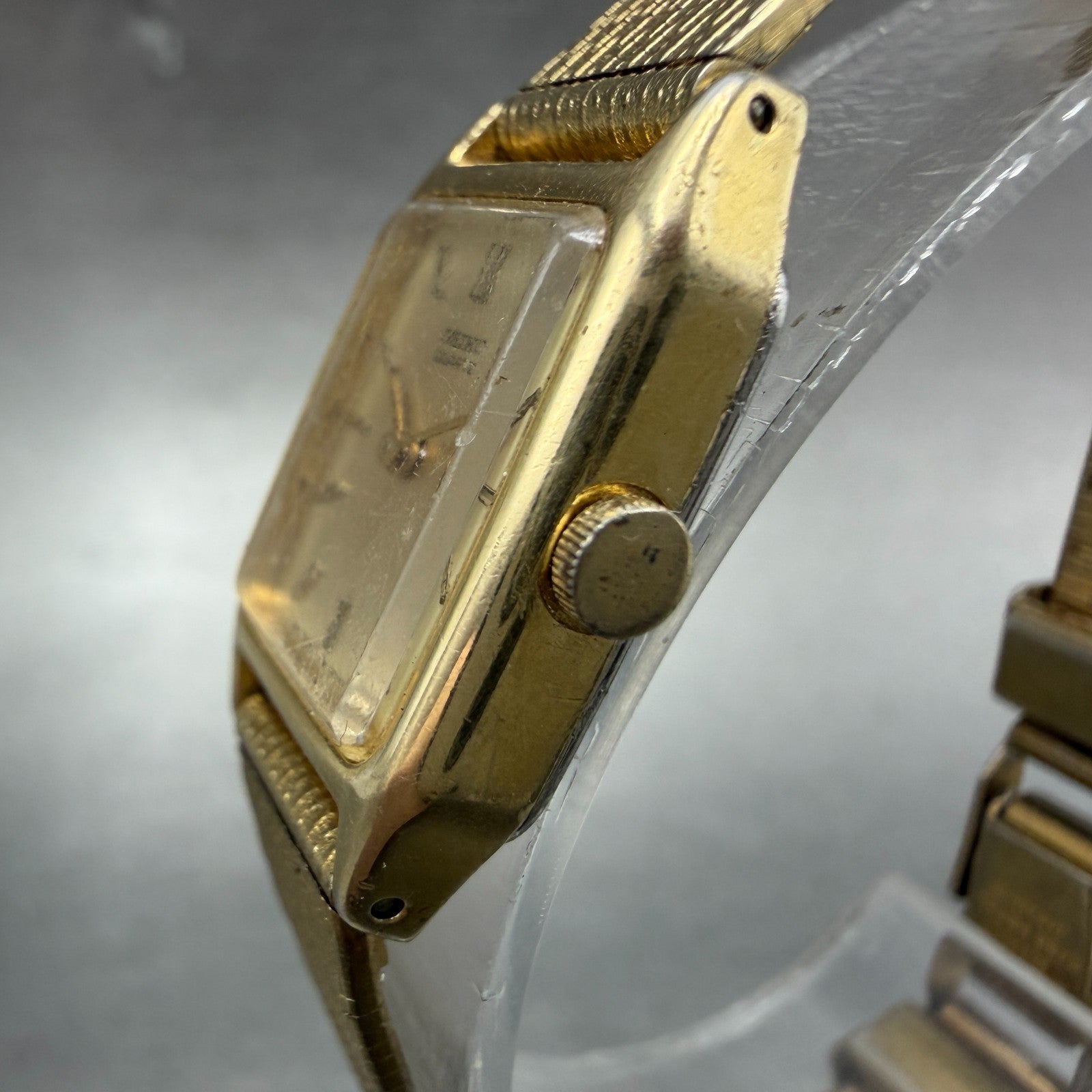 Seiko Tank Watch Women 17mm Champagne Dial Gold Tone VTG 2B20-5000 New Battery2