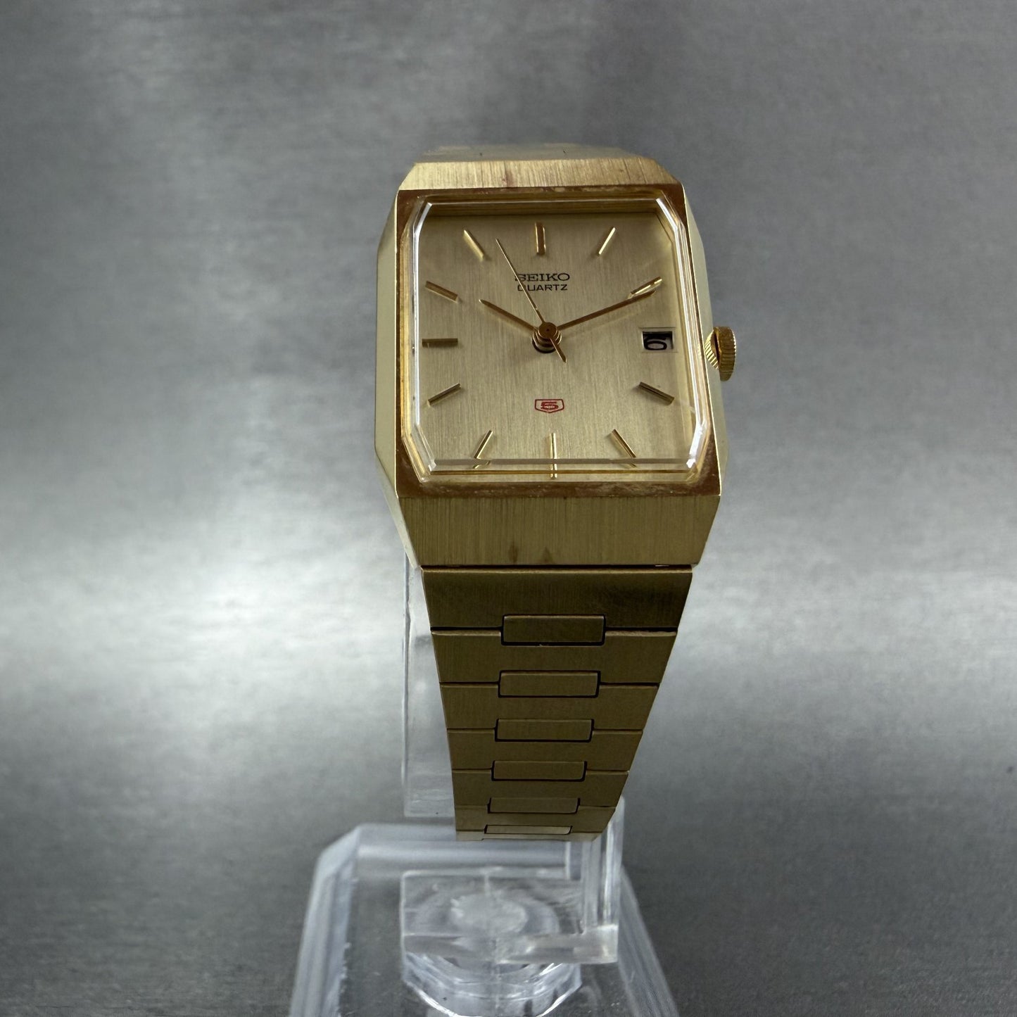Seiko 5 Tank Watch Women 21mm Champagne Dial Gold Tone Date 2022-5000 NewBattery5