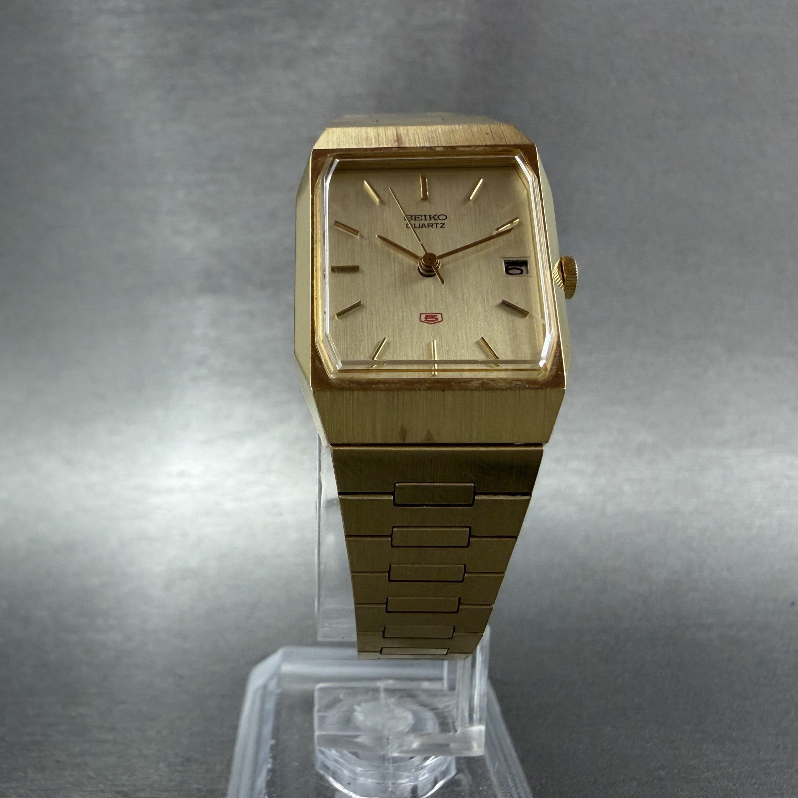 Seiko 5 Tank Watch Women 21mm Champagne Dial Gold Tone Date 2022-5000 NewBattery5