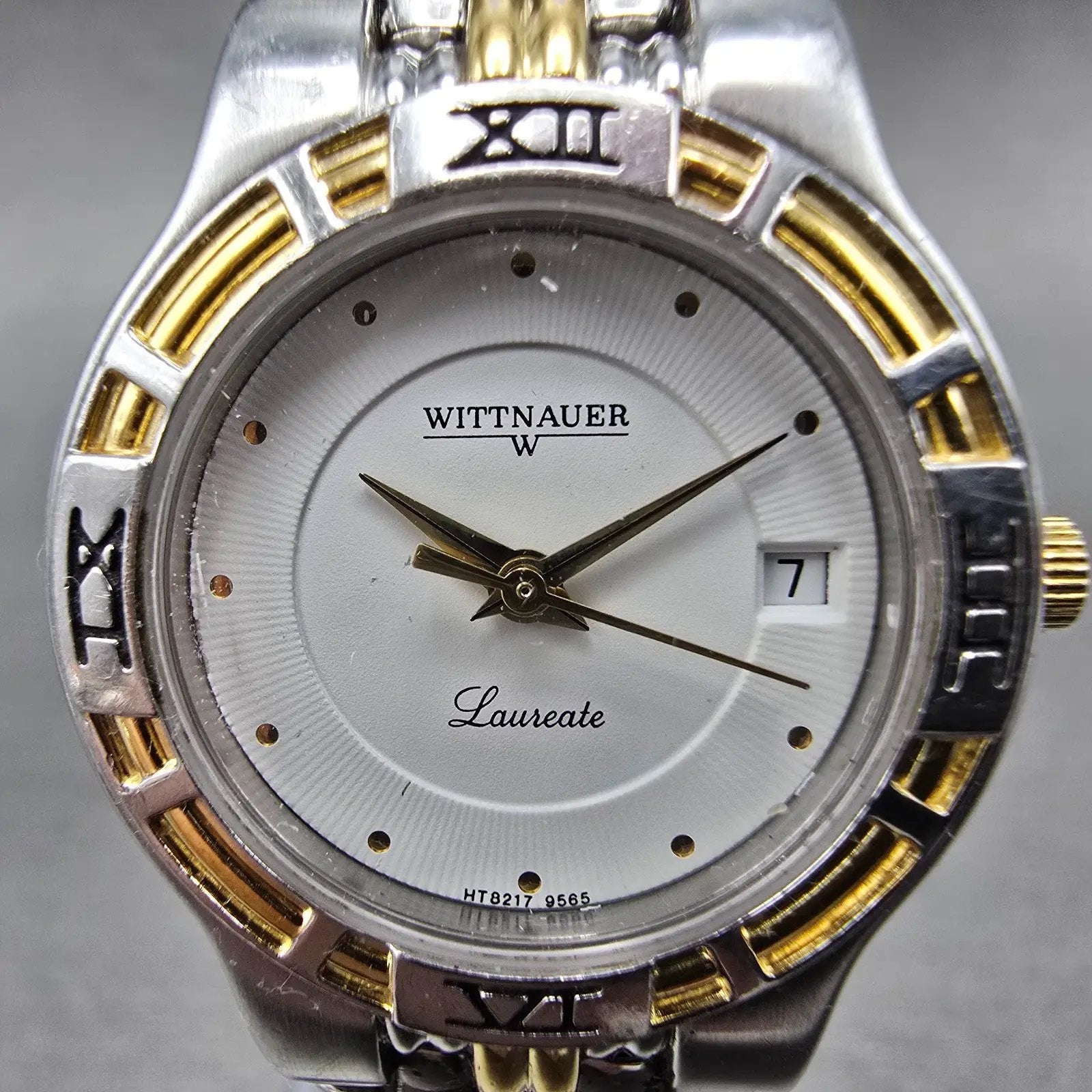 Wittnauer Laureate Watch Women 25mm White Dial Two Tone Date Round New Battery K1