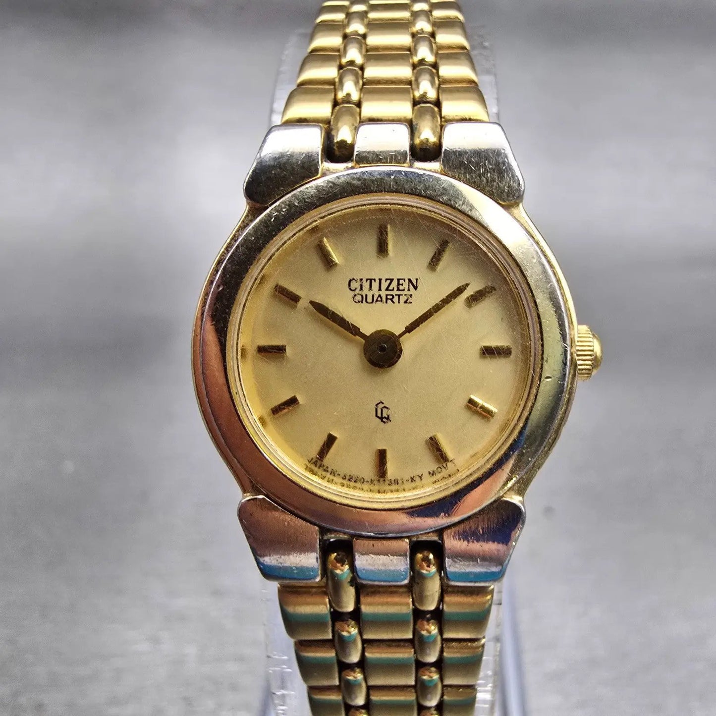 Citizen CQ Watch Women 20mm Champagne Dial Gold Tone Round 3220-K02791 New Batt0