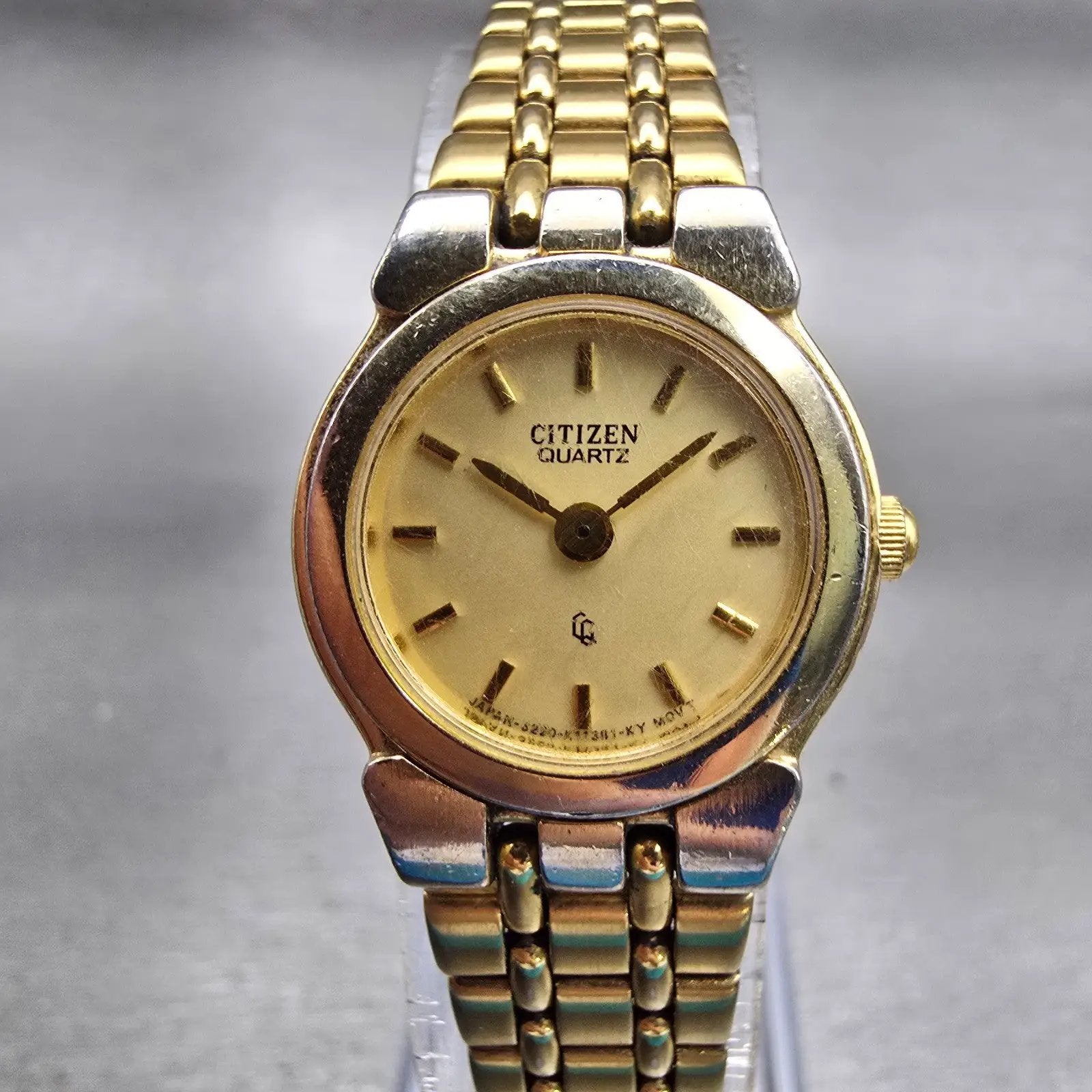 Citizen CQ Watch Women 20mm Champagne Dial Gold Tone Round 3220-K02791 New Batt0