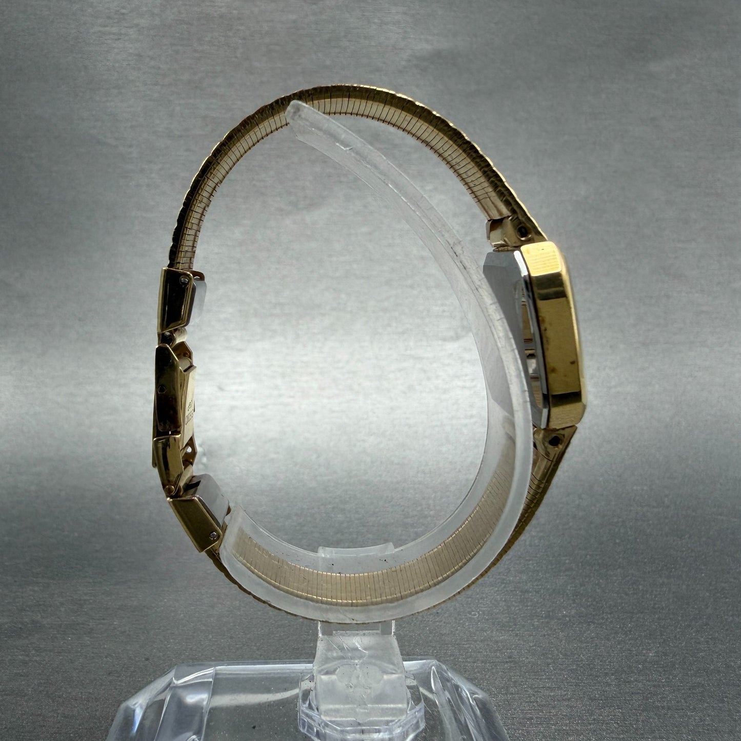 Seiko Watch Women 19mm Champagne Dial Gold Tone Rectangle 5421-5060 New Batt H9S8
