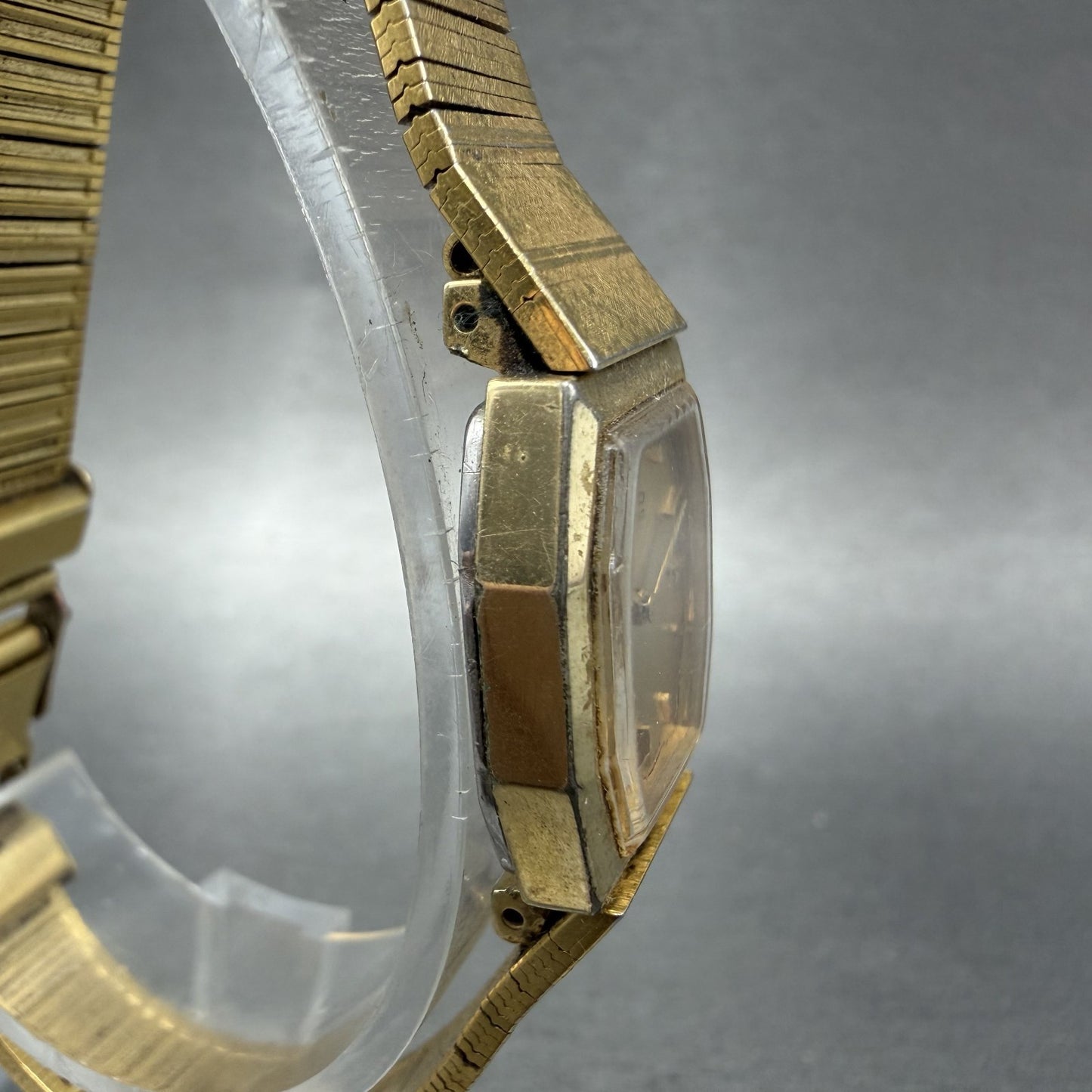 Seiko Watch Women 18mm Gold Dial Gold Tone Octagon 2C205840 New Battery VTG3