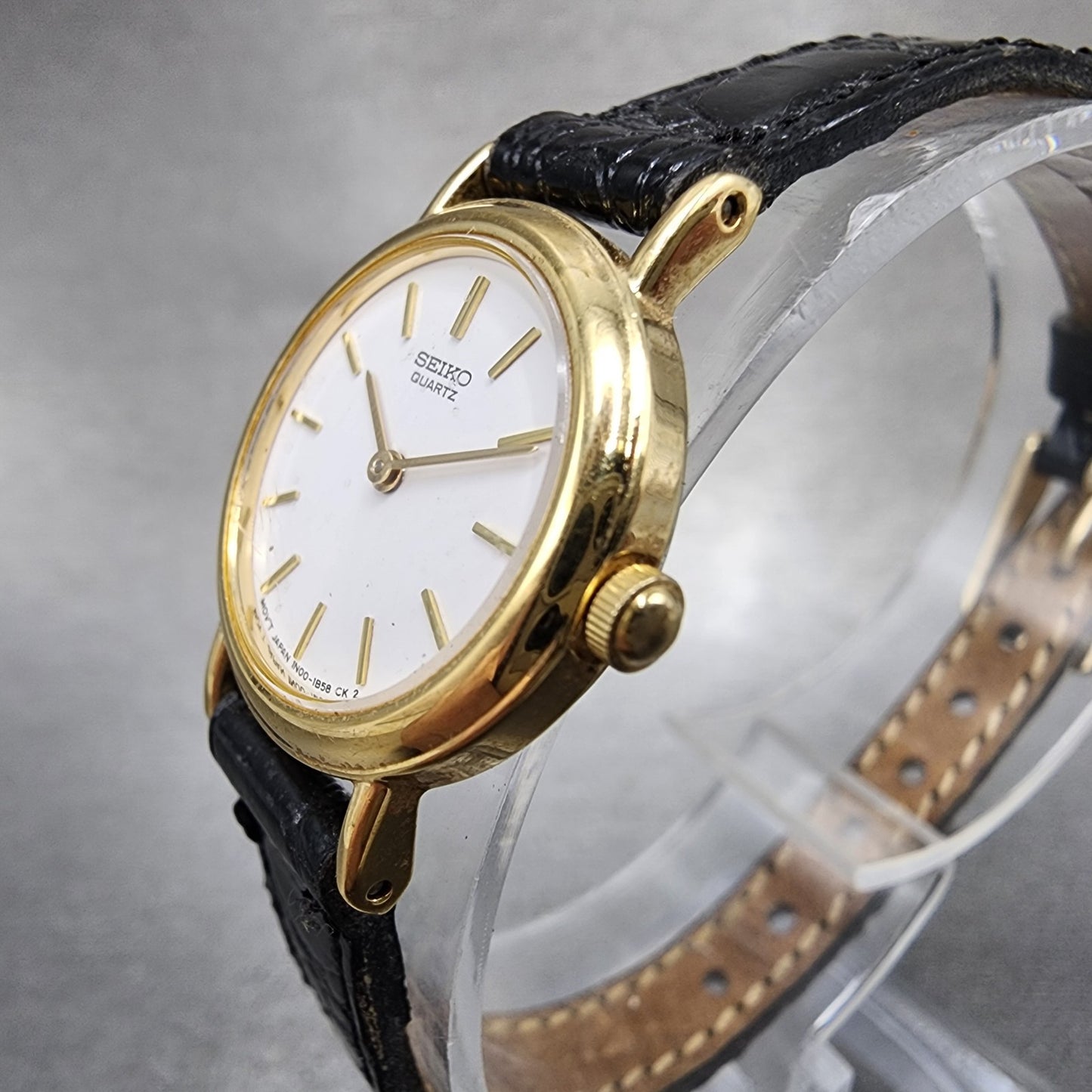 Seiko Watch Women 21mm White Dial Gold Tone Round 1n000d40 New Battery2