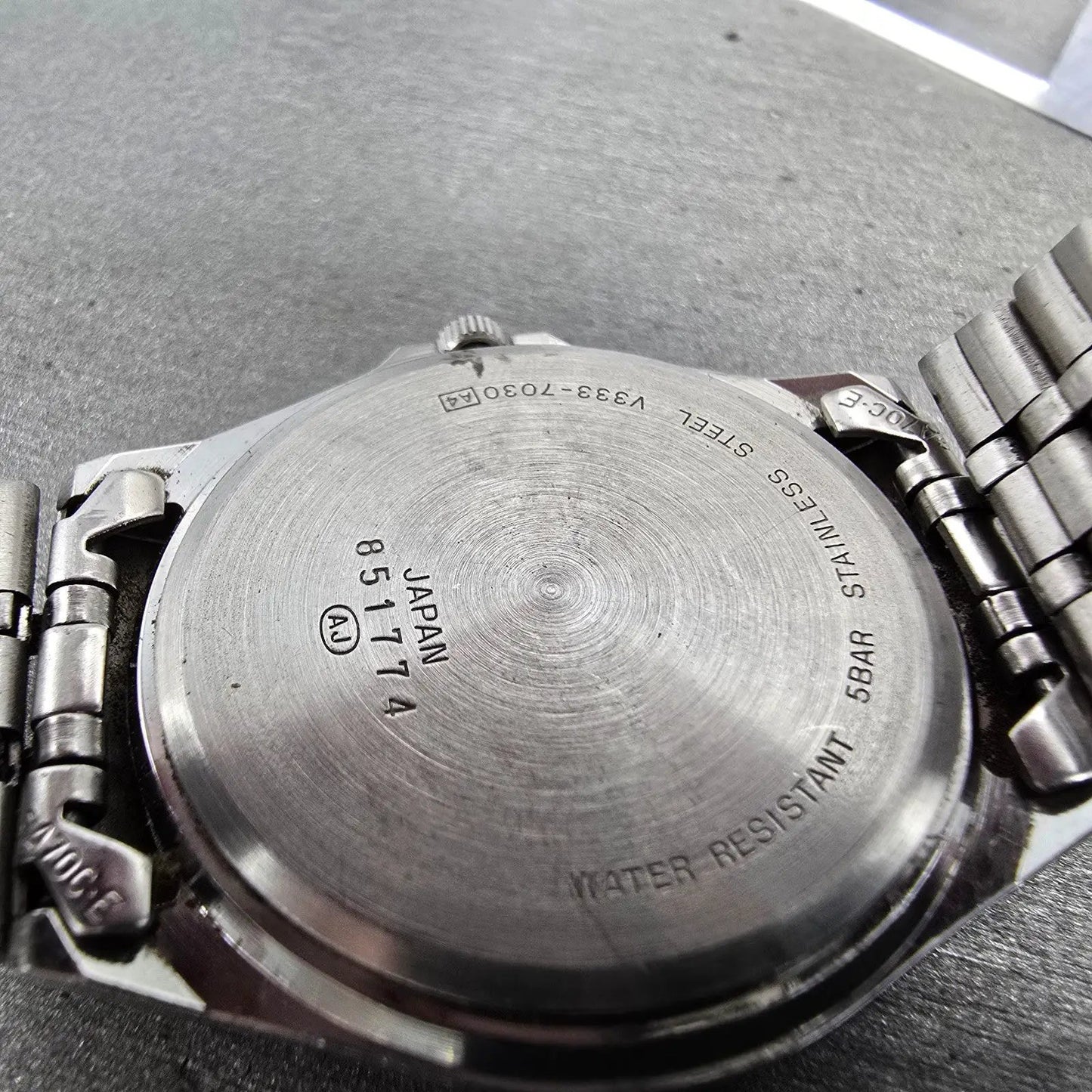 Seiko Alba Watch Men 35mm White Dial Silver Tone Daydate Round V333-7030 PARTS10
