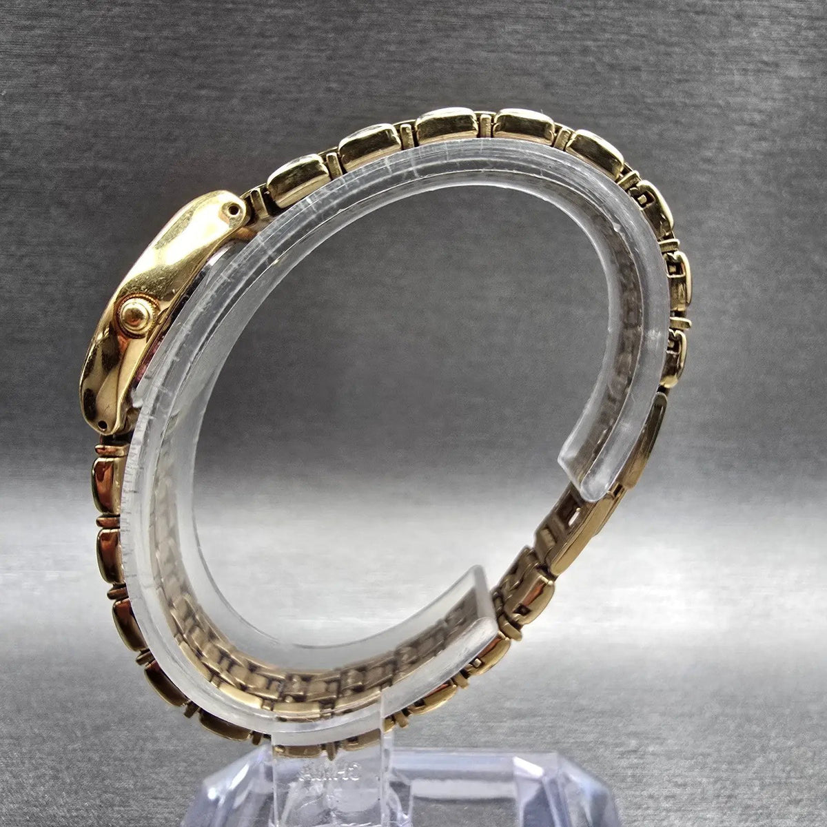 Seiko Watch Women 18mm White Dial Gold Tone Oval 1N01-5C19 New Battery Vintage6