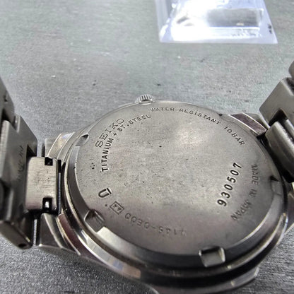 Seiko Solar Watch Men 37mm Brown Dial Titanium Date Round V145-0E00 PARTS10