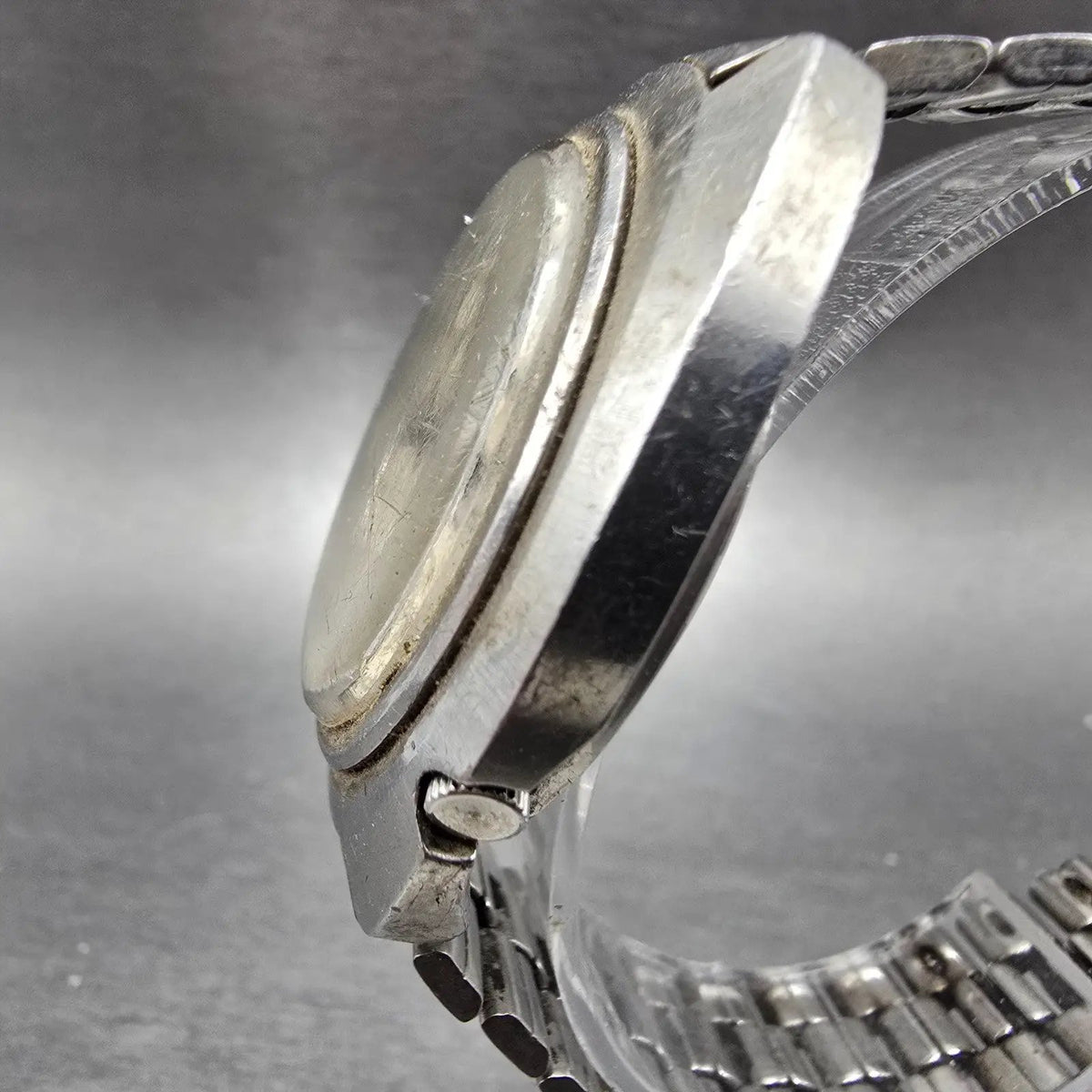 Seiko Electronic EL-370 Watch Men 39mm Silver Dial Steel Daydate 3703-7029 PARTS3