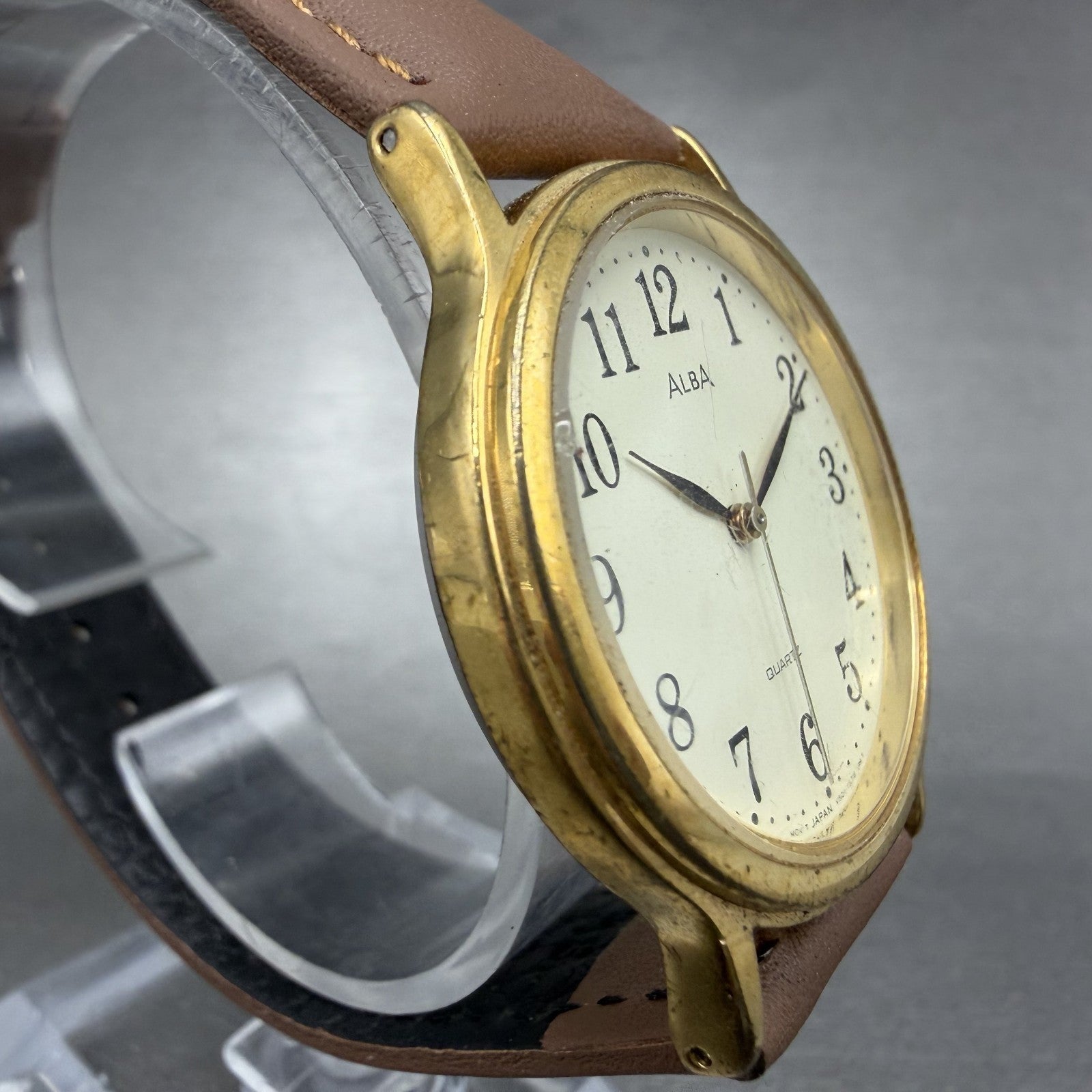 Seiko Alba Watch Men 33mm White Dial Gold Tone Round V501-6K80 New Battery3