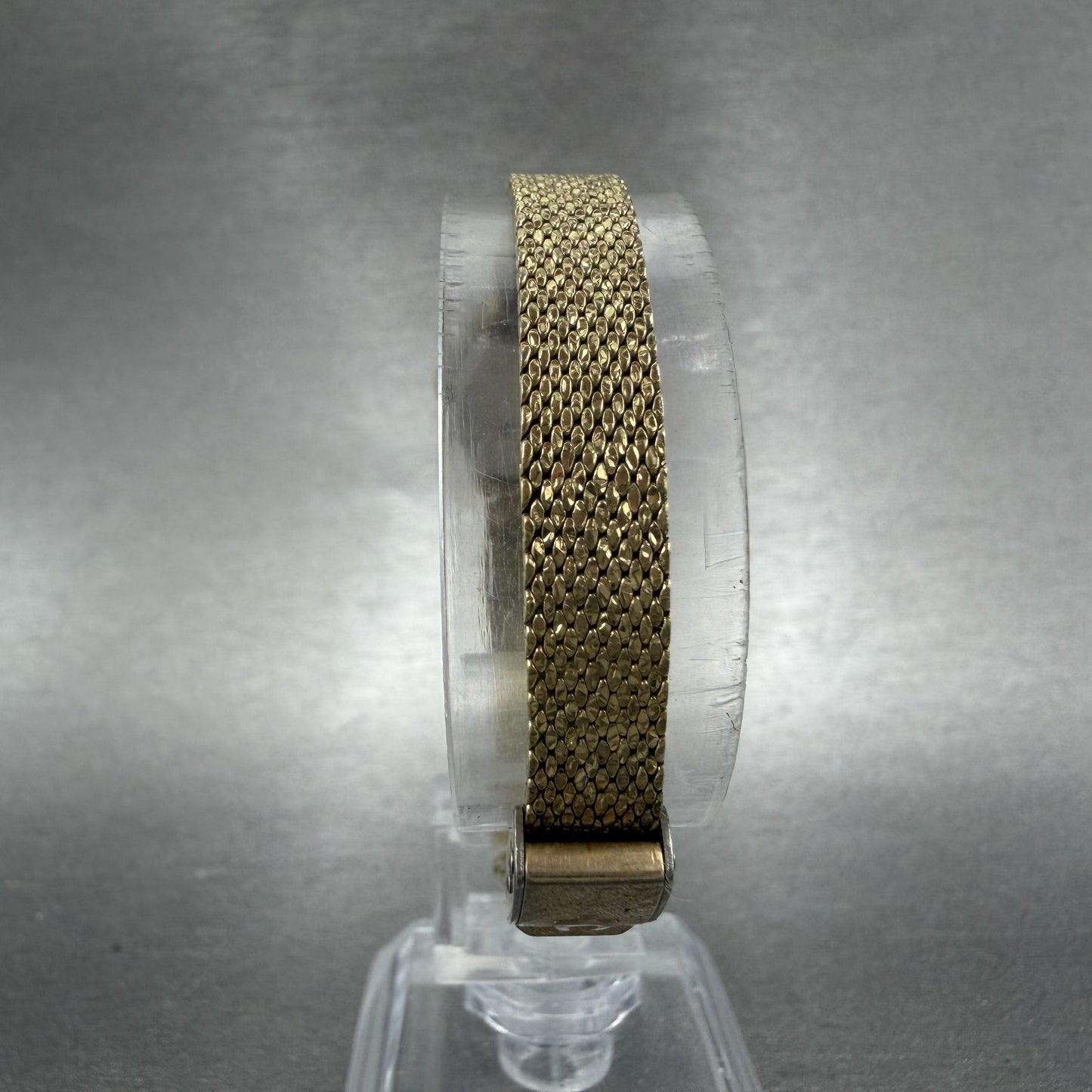 Bulova Watch Women 16mm Champagne Dial Gold Tone Manual Round Vintage Runs7