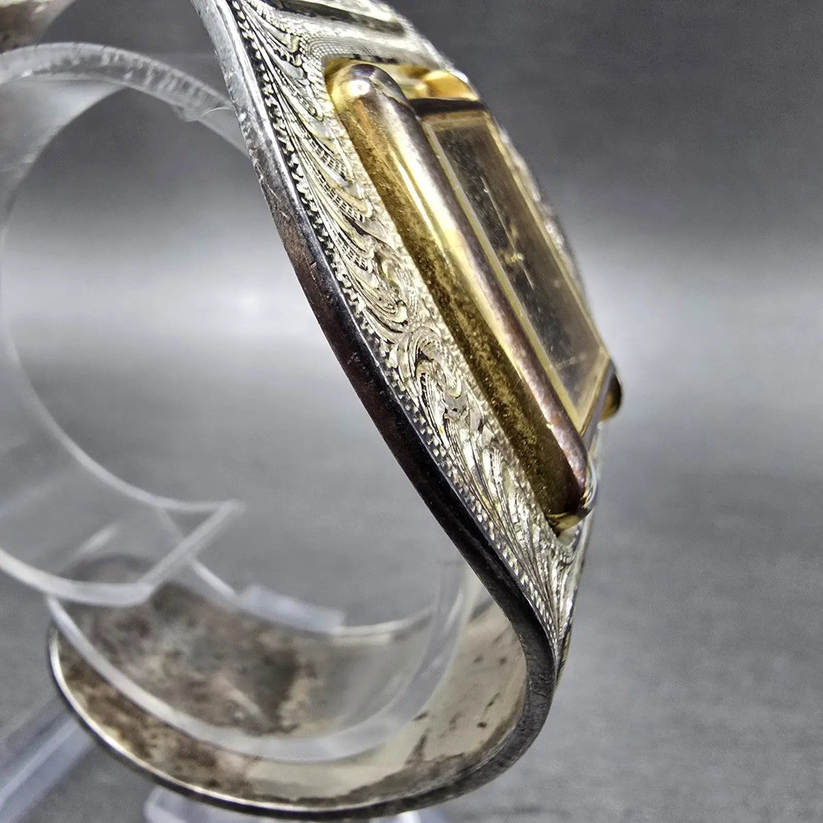 Montana Silversmiths Tank Watch Men 21mm Black Dial Gold Tone Cuff New Battery3