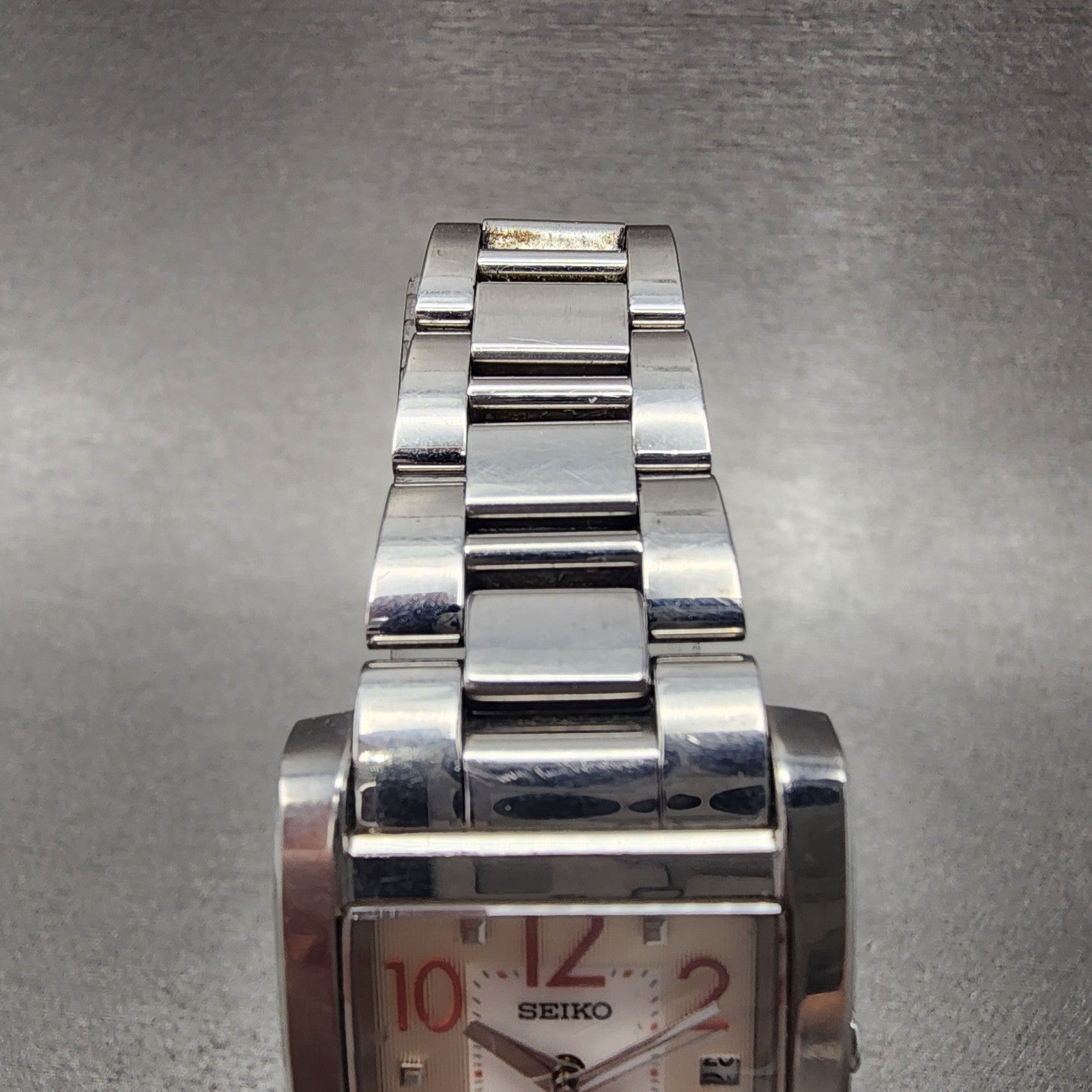 Seiko Lukia Tank Watch Women 24mm Silver Dial Silver Tone 7n820dk0 New Battery4