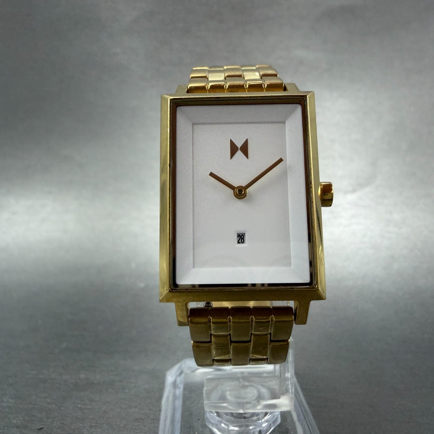 MVMT Signature Square 24mm White Dial Gold Tone Date Rectangle New battery5