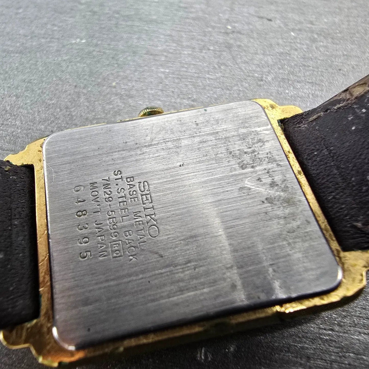 Seiko Tank Watch Men 26mm Silver Dial Gold Tone Date Rectangle 7N29-5B99 PARTS10